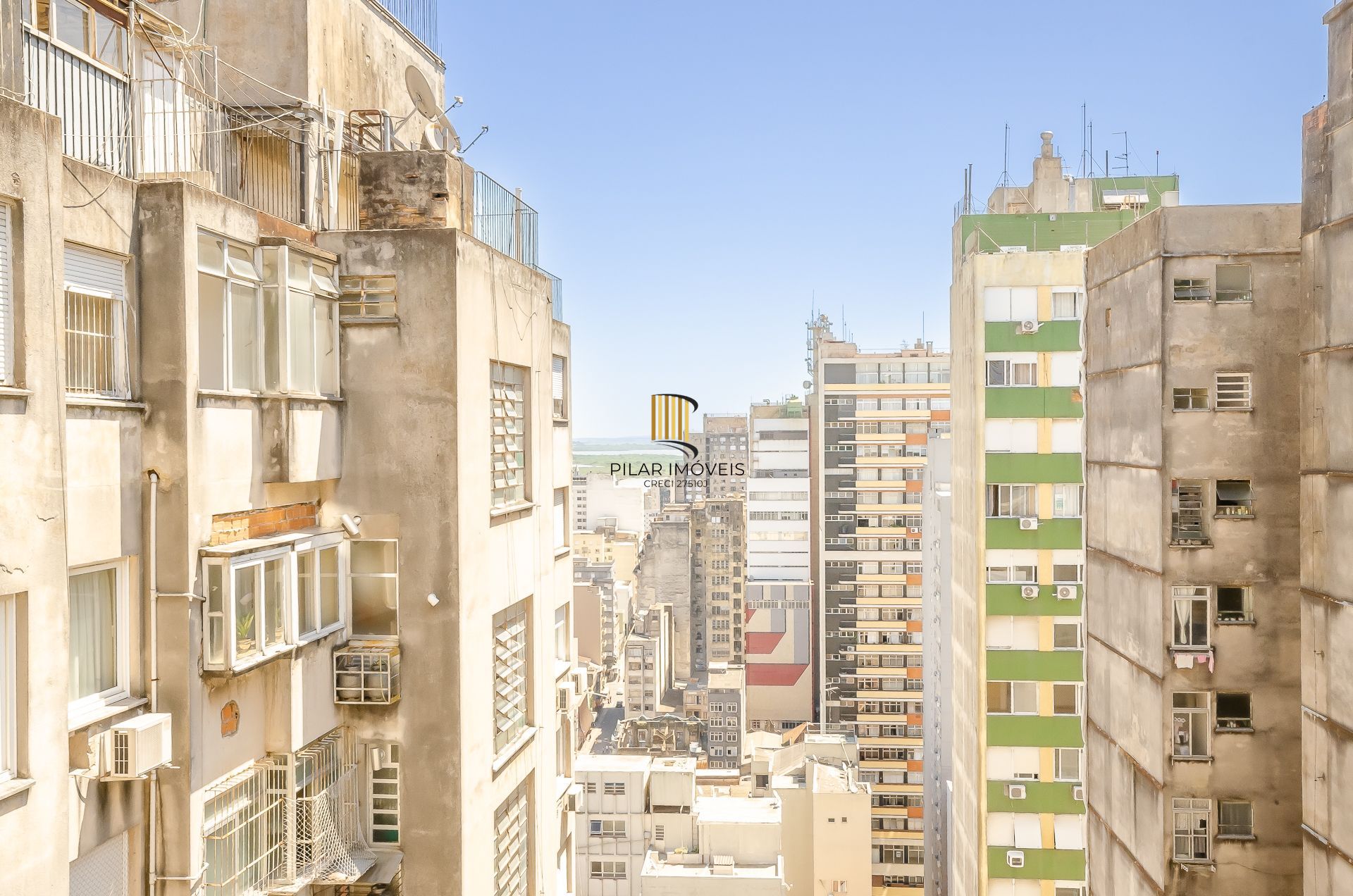 Edifício Palácio Itália Apartamento no Centro Histórico