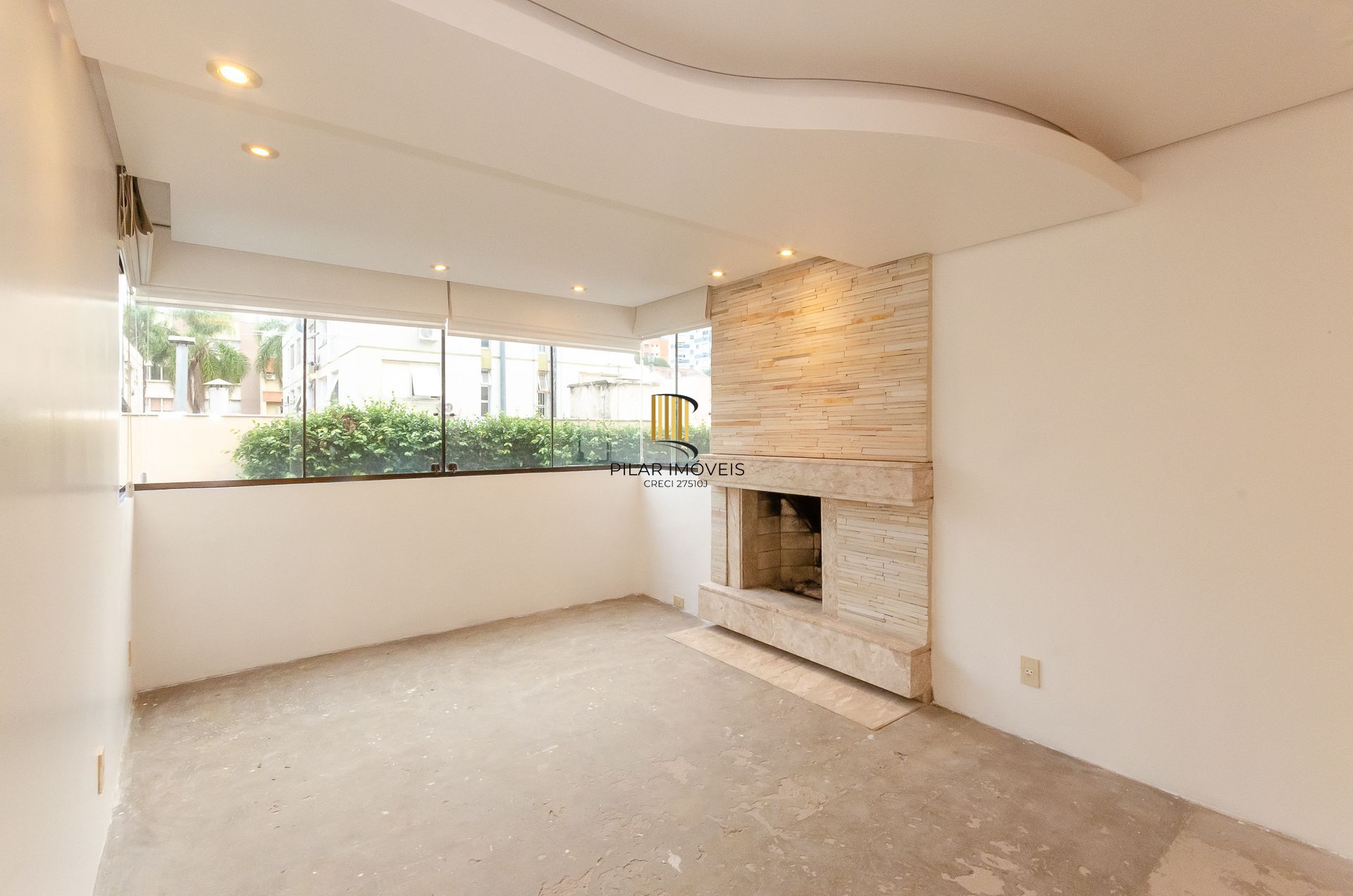 Edifício Luciana - Apartamento a venda com 2 dormitórios no Bairro Petrópolis