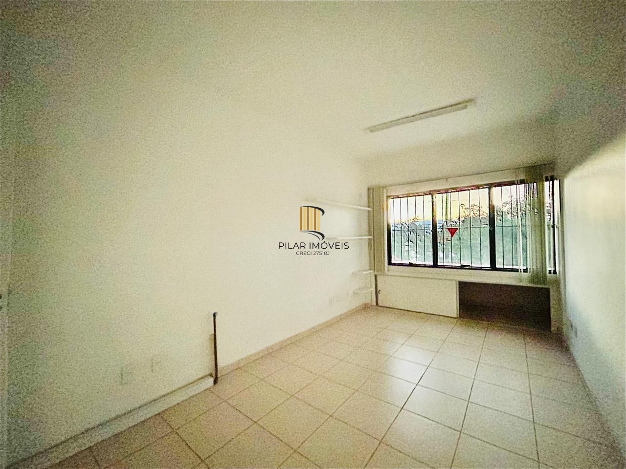 Centro Profissional El Greco Sala Comercial no Bairro Petrópolis - Pilar Imóveis