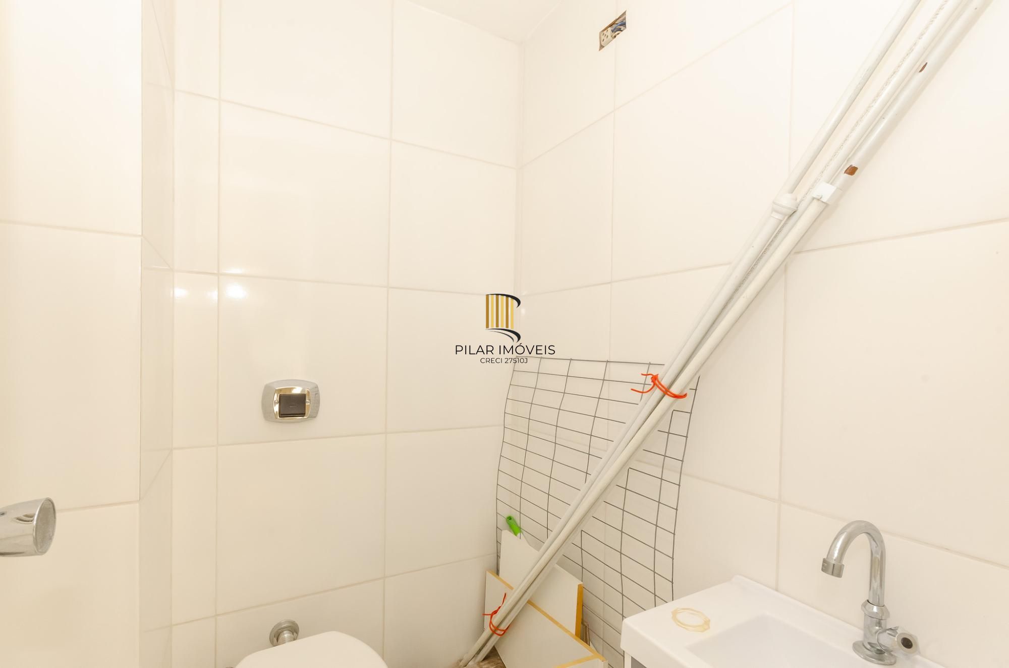 Edifício Solar Pederneiras Apartamento 2 dormitórios no Bairro Petrópolis