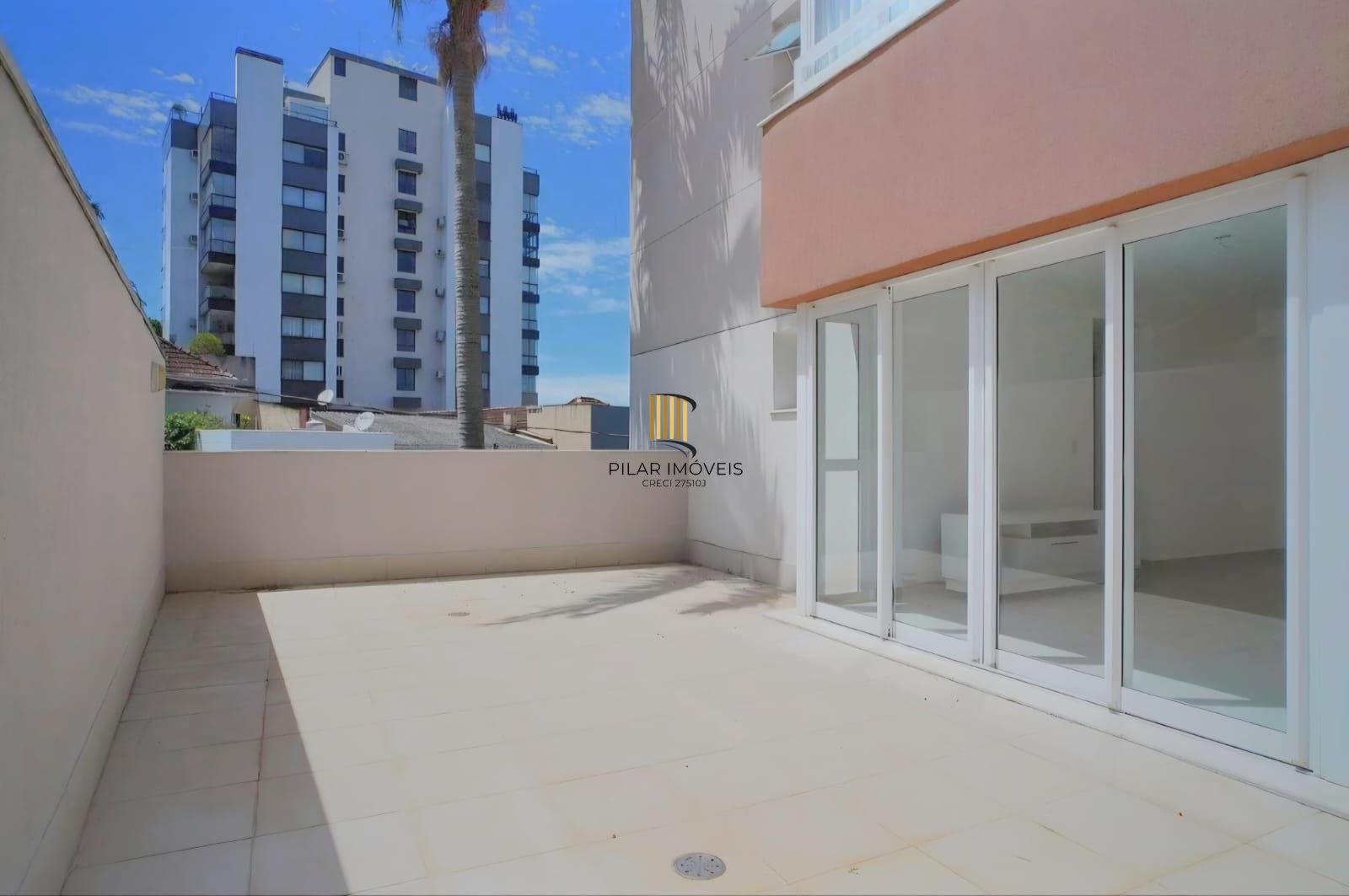 Edifício Jules Verne - Venda de apartamento com 02 dormitórios no bairro Petrópolis