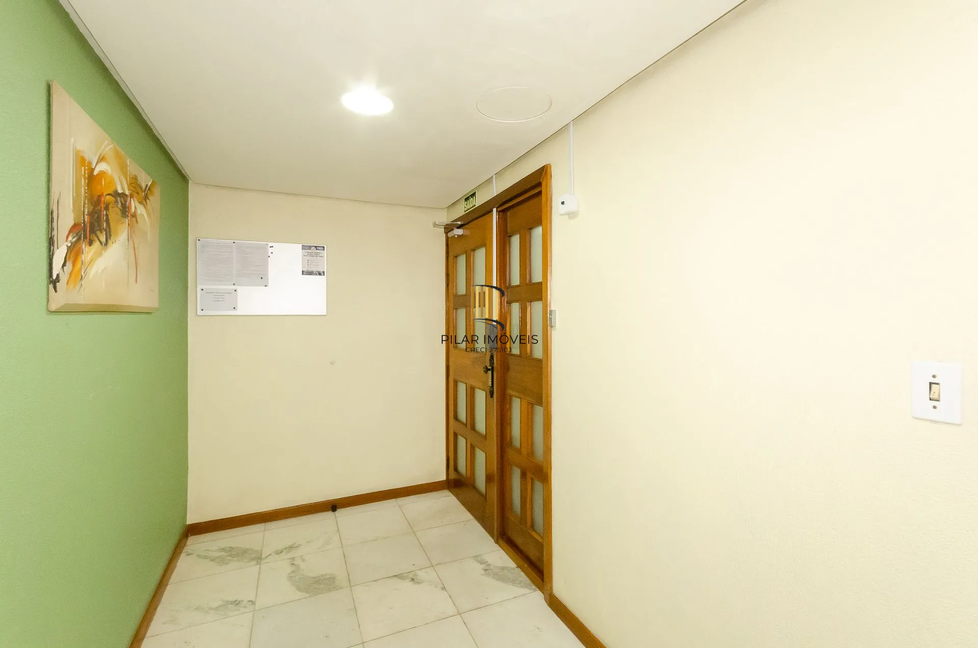 Apartamento 2 dormitórios com churrasqueira no bairro Cristo Redentor