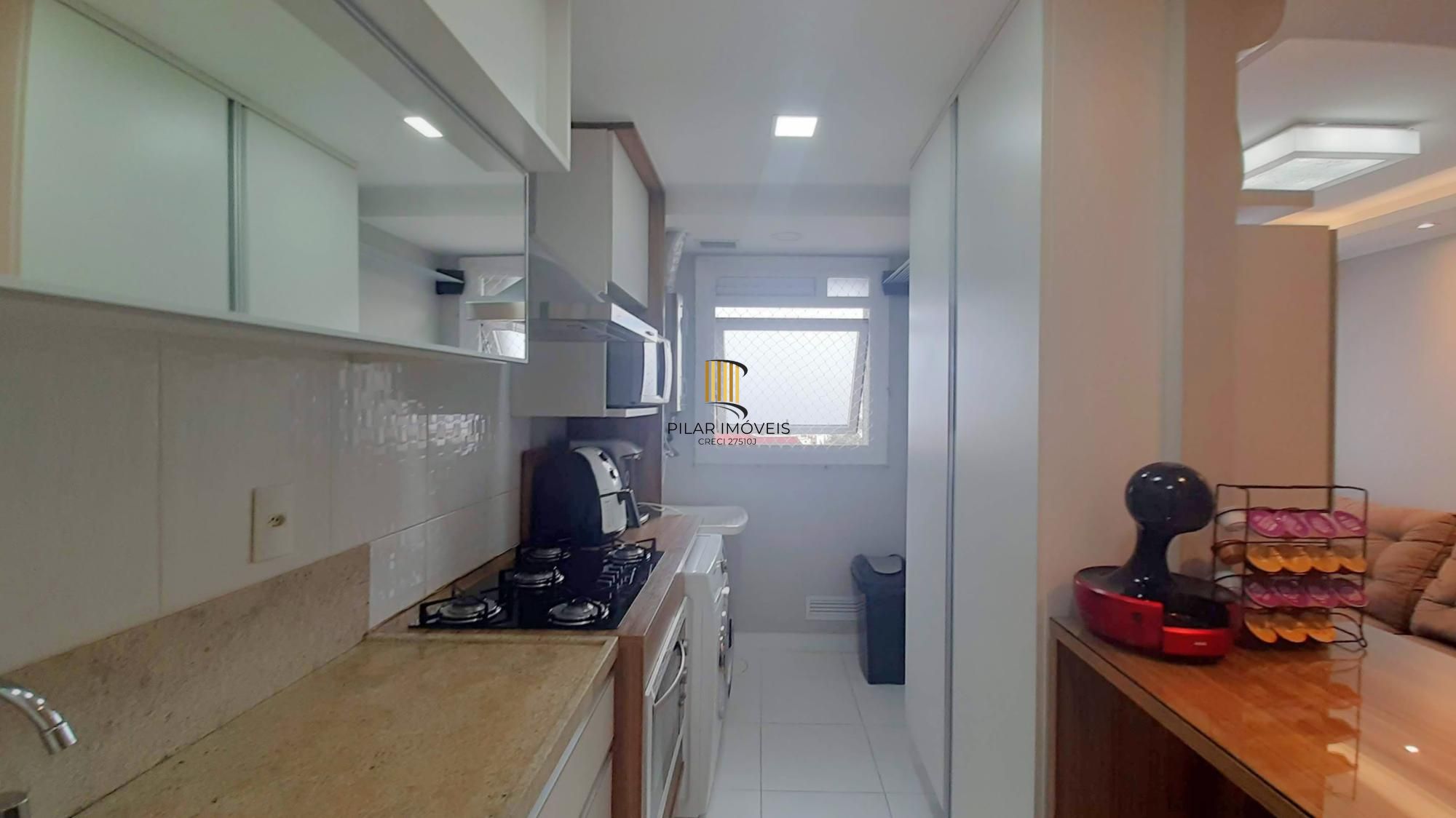 Icon Residencial Apartamento último andar de 2 dormitórios com Suíte Semi mobiliado