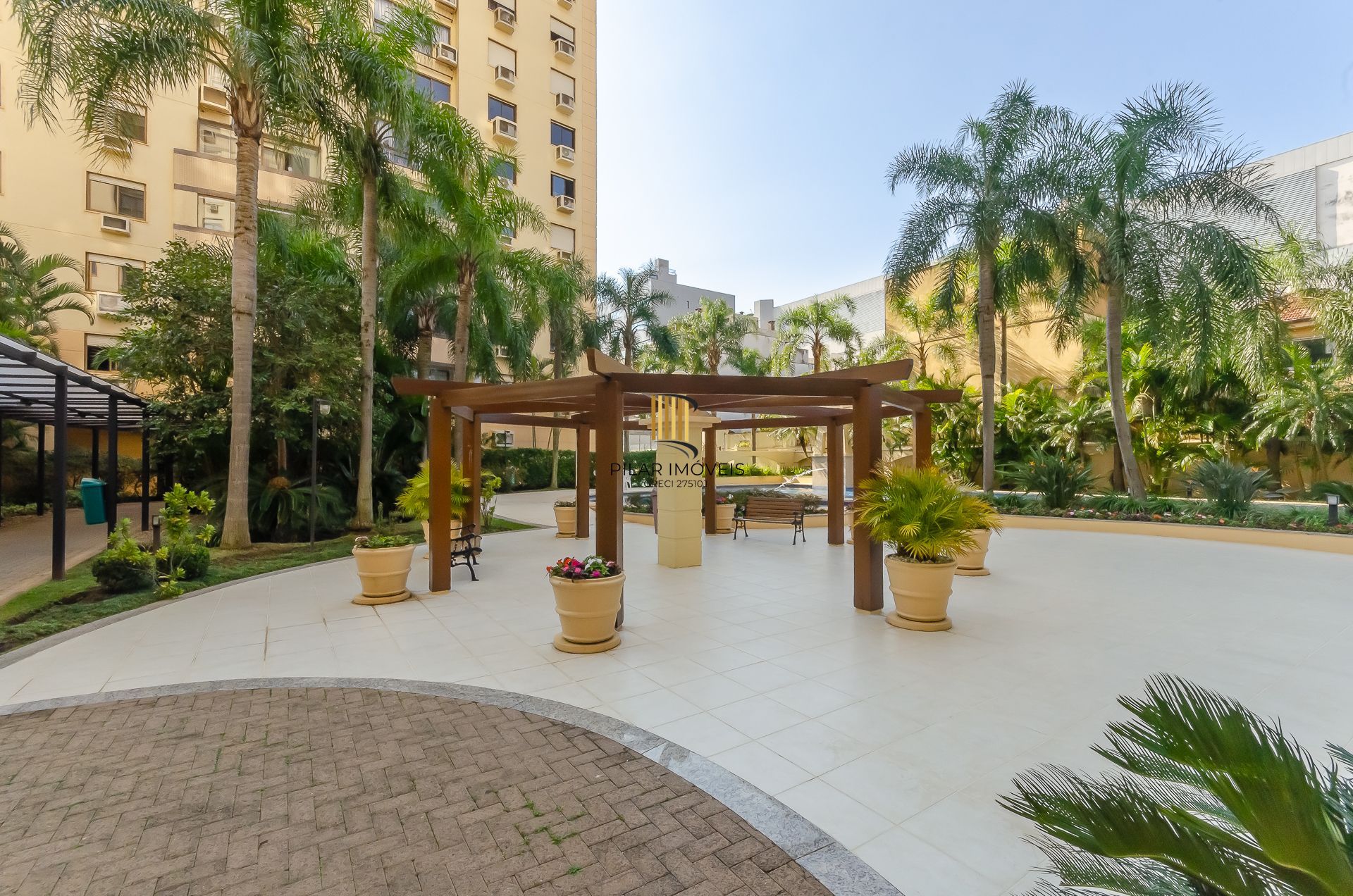 Santa Barbára Apartamento mobiliado de 3 dormitórios no bairro Passo da Areia