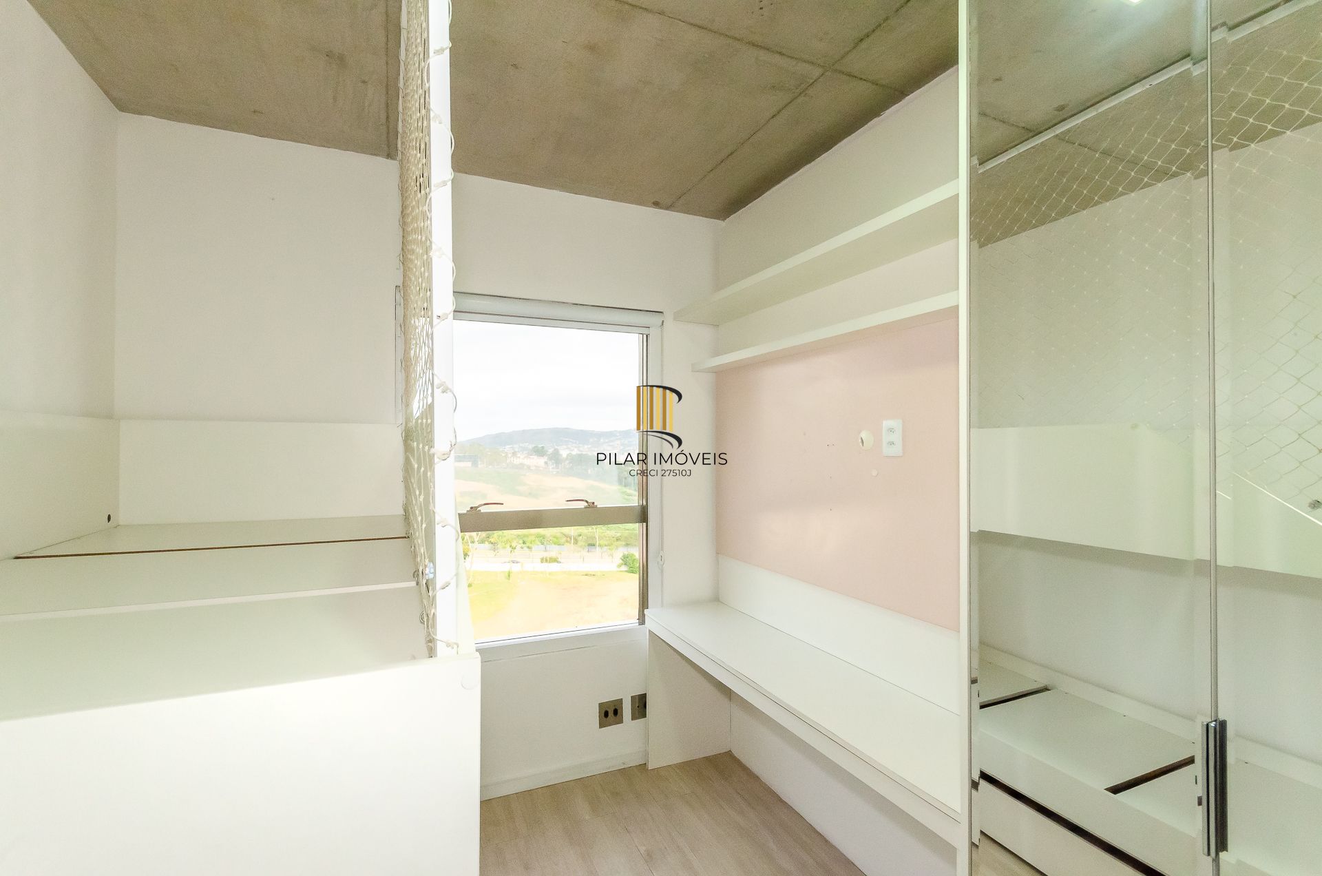 Max Haus 2 dormitórios com suíte Semimobiliado - Bairro Petrópolis