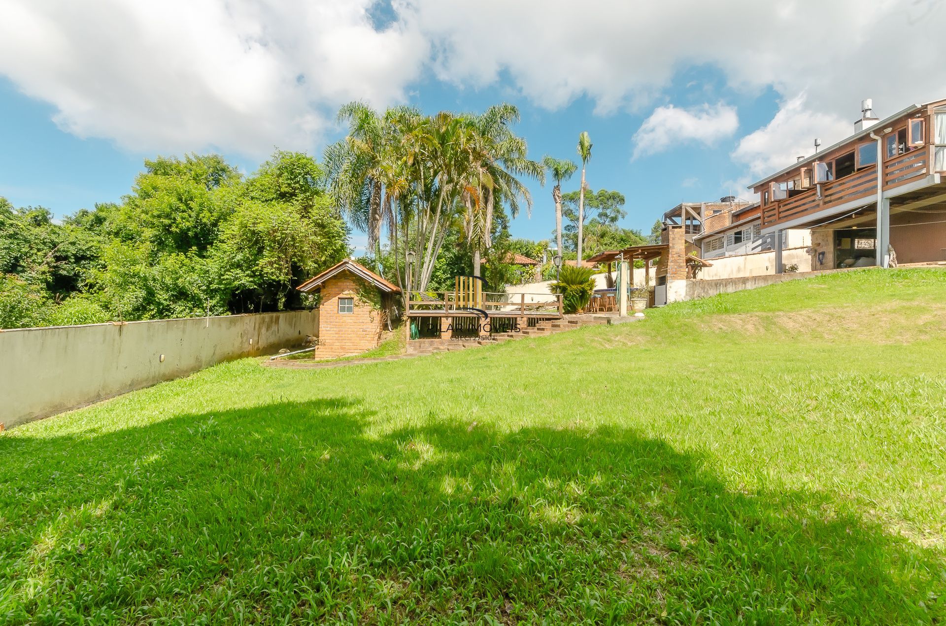 Casa Exclusiva na Zona Sul com Vista Panorâmica, Piscina e Poço Artesiano!