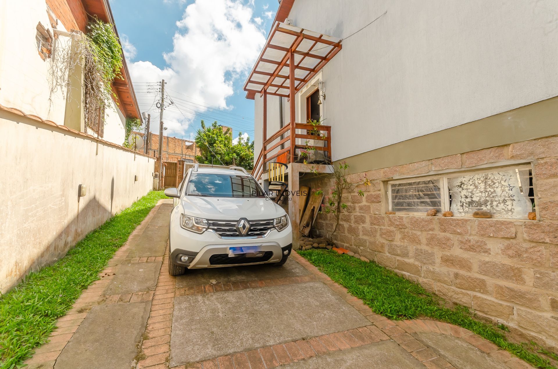 Casa Exclusiva na Zona Sul com Vista Panorâmica, Piscina e Poço Artesiano!