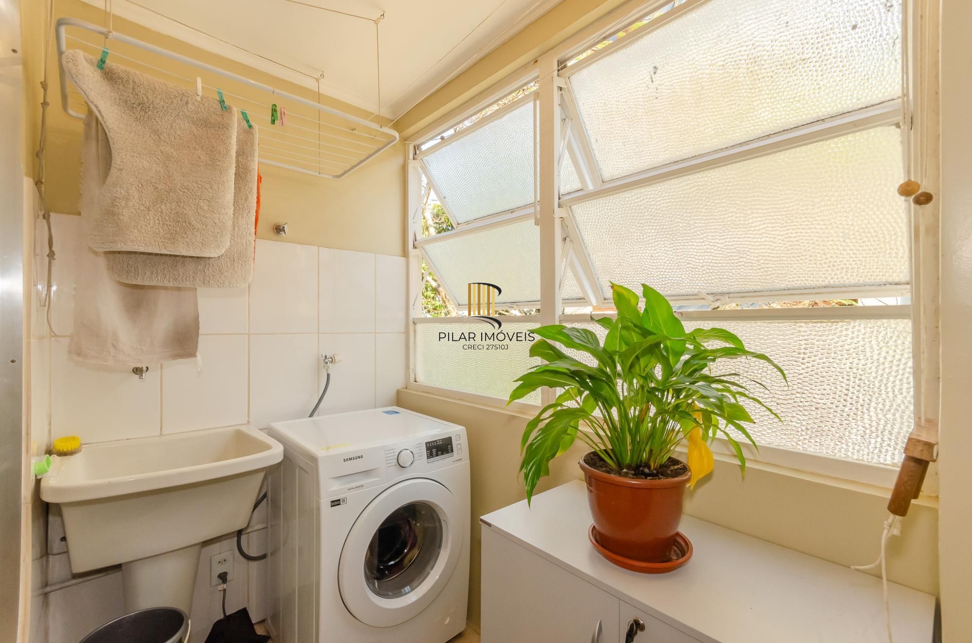 Edifício Jardim Pirapó apartamento 3 dormitórios no bairro Petrópolis