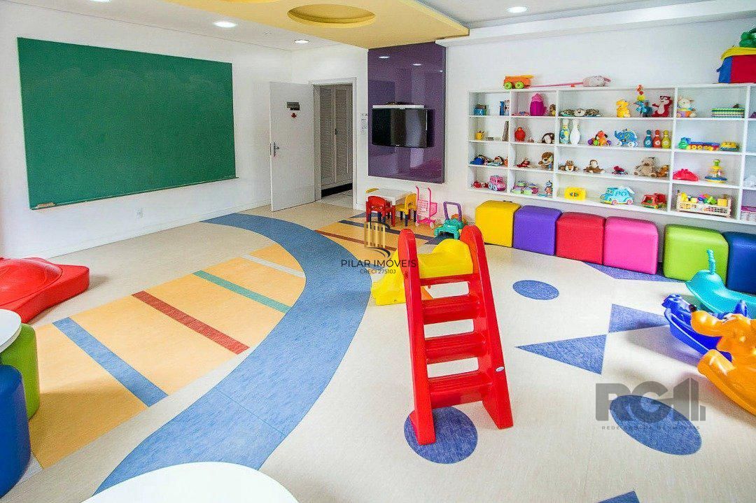 Ed. Patmos - 3 dormitórios e 2 vagas na Tristeza