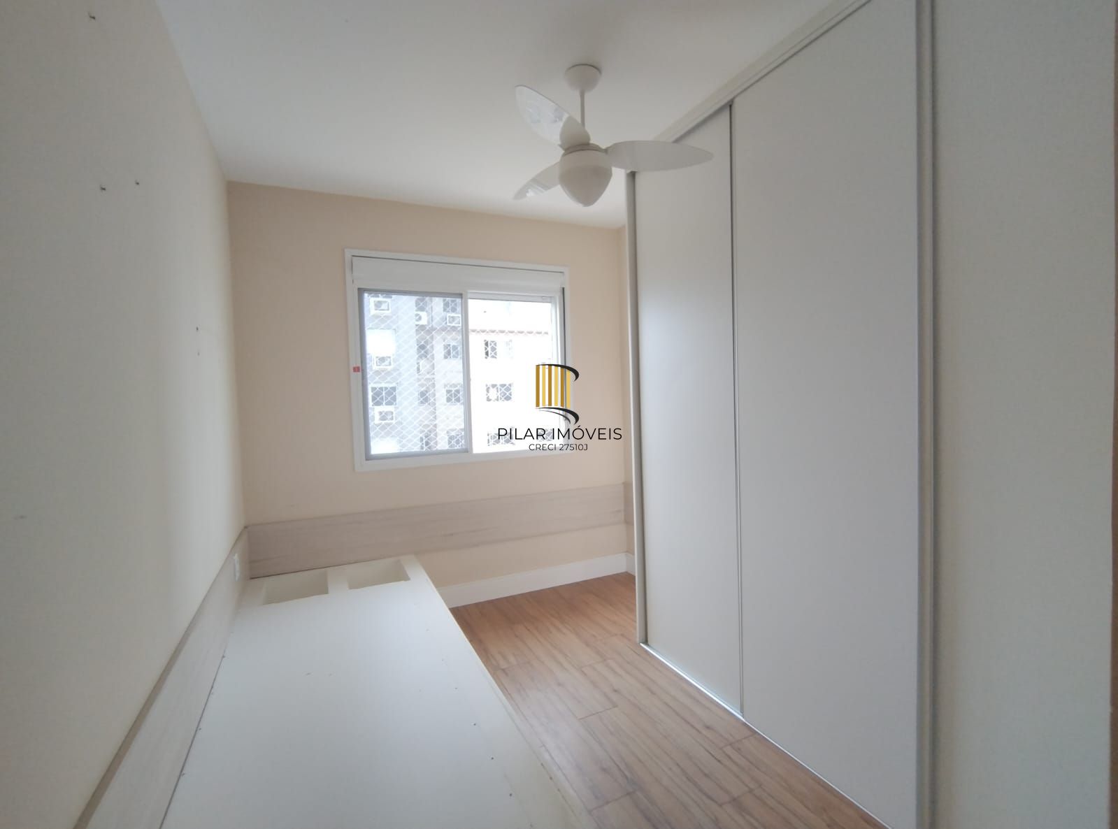 APARTAMENTO SEMIMOBILIADO - VENDA/ALUGUEL (R$3.000,00 + TX) NO CENTRO DE CANOAS!