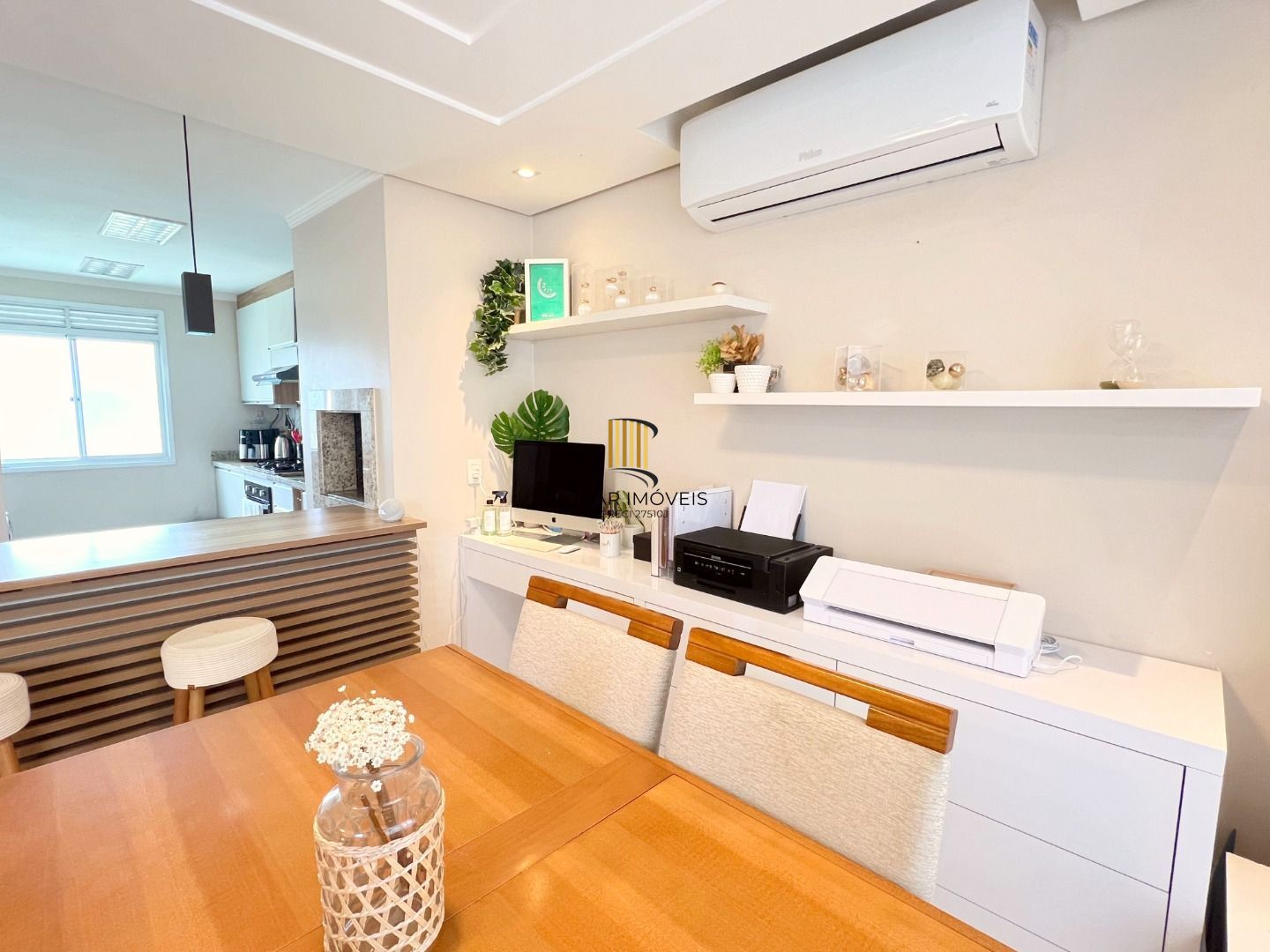 OPORTUNIDADE! Sobrado com 3 dormitórios à venda, 157 m² por R$ 840.000 - Moinhos de Vento - Canoas/RS - Pilar Imóveis