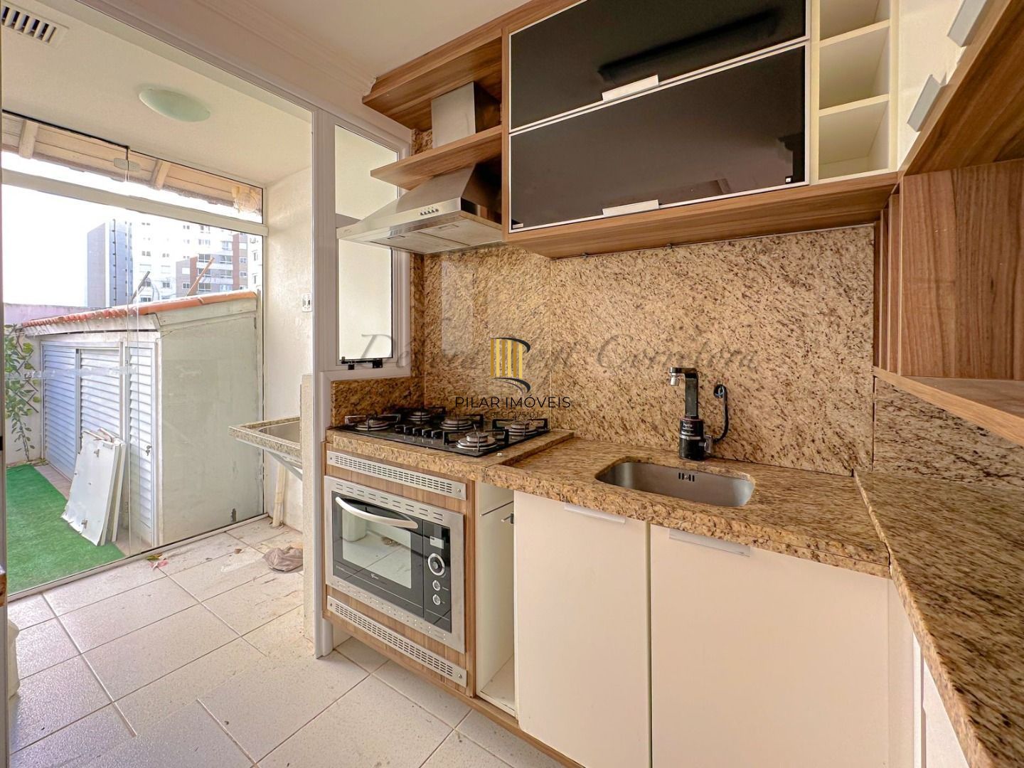 Sobrado com 2 dormitórios à venda no bairro Marechal Rondon em Canoas