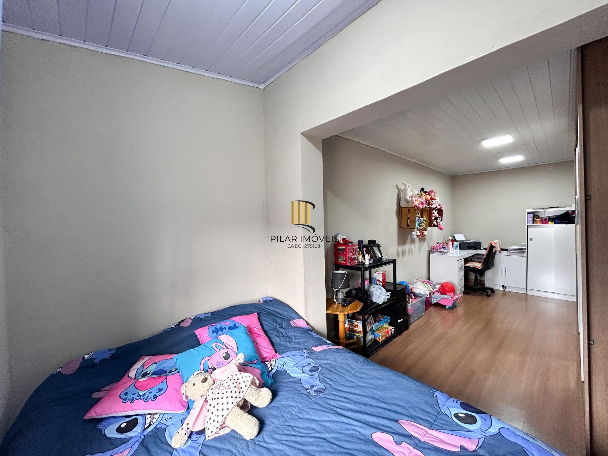 CASA TÉRREA - 4 DORMITÓRIOS - BAIRRO HARMONIA - CANOAS / RS