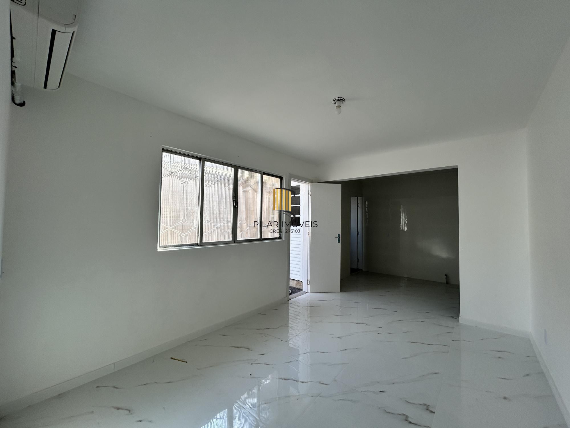 CASA TÉRREA  À VENDA - HARMONIA - CANOAS / RS