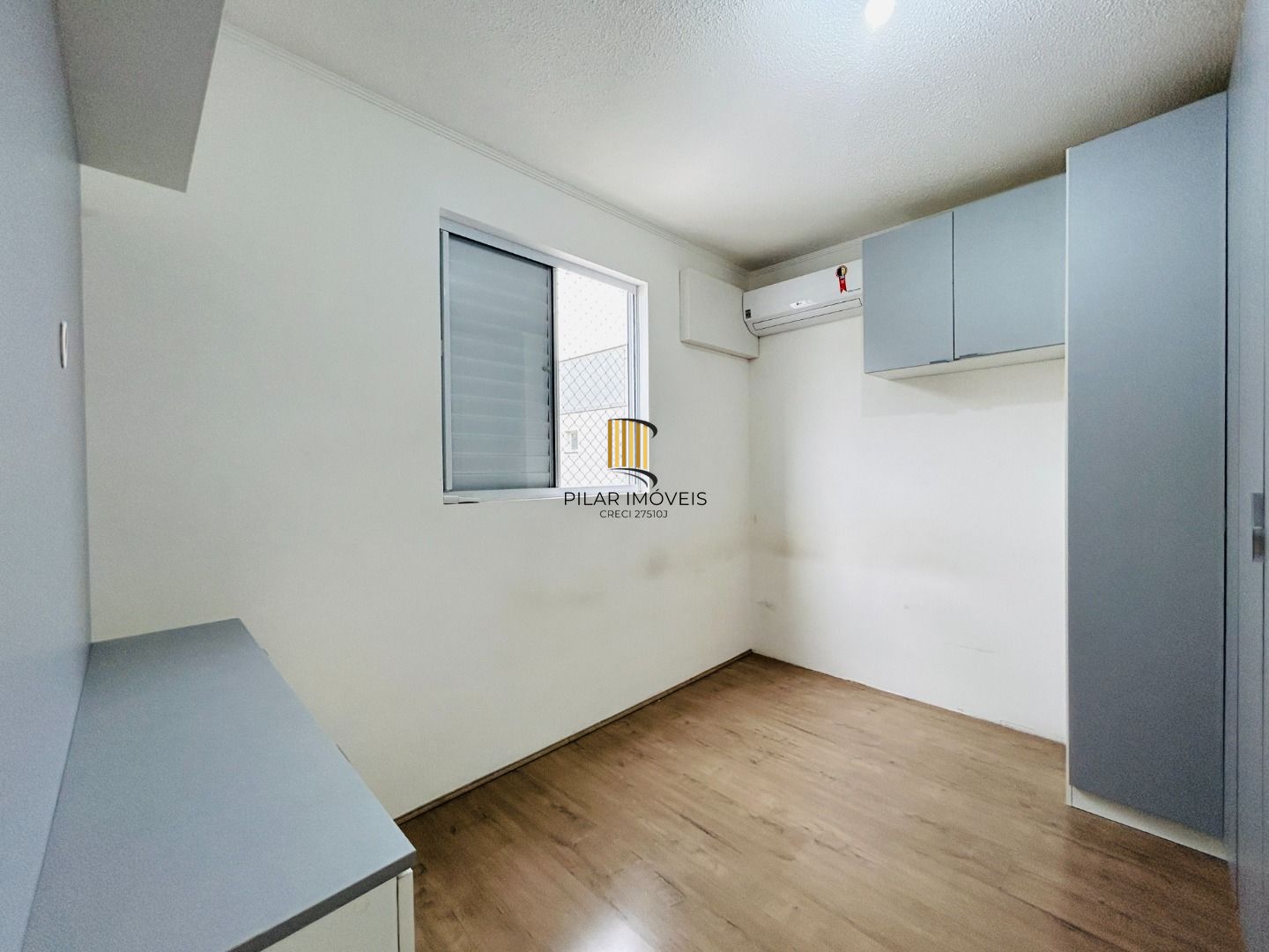 Apartamento com 2 dormitórios à venda, 43 m² por R$ 260.000,00 - Centro - Canoas/RS