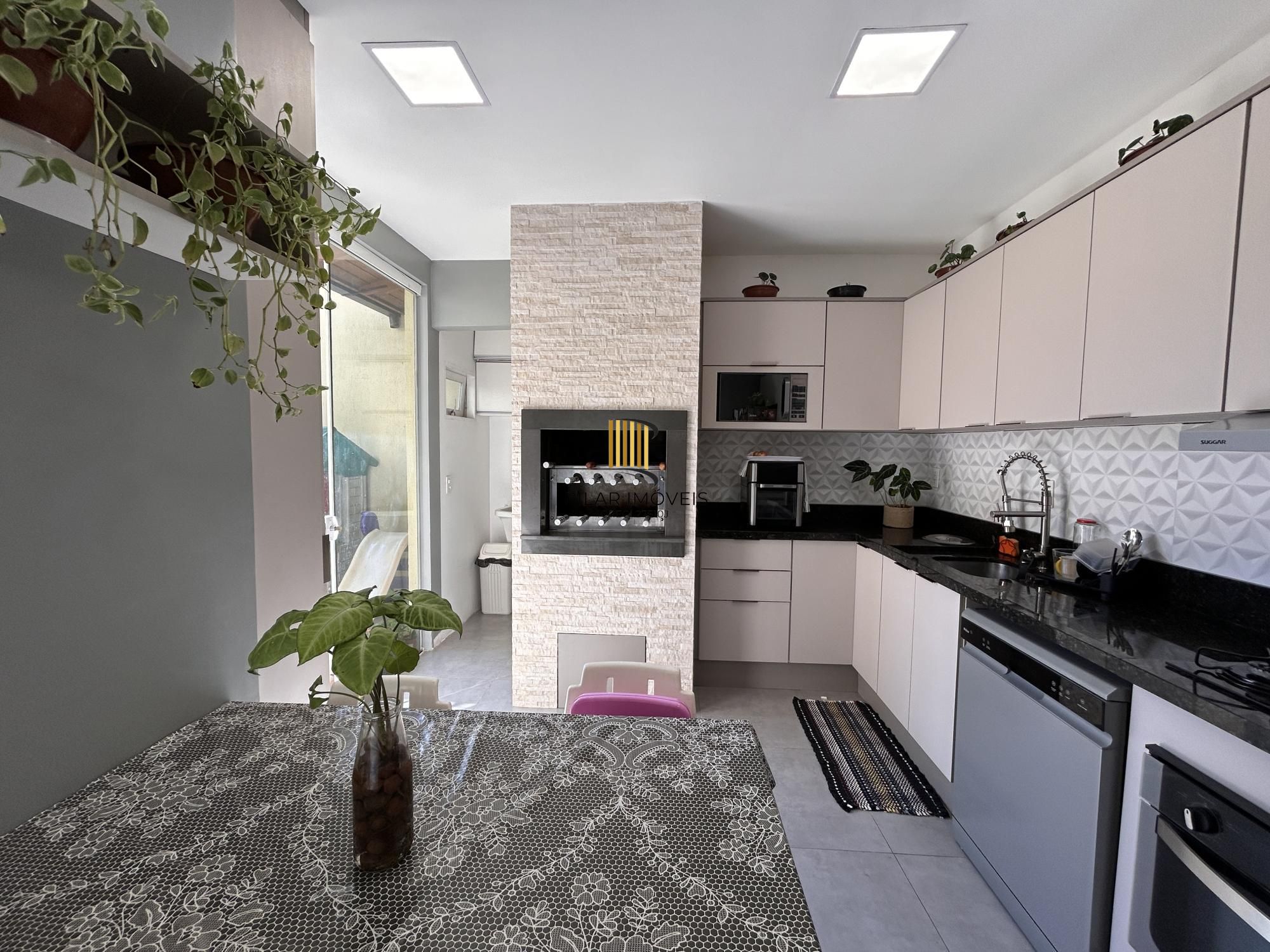 Sobrado à venda - Bairro Harmonia / Canoas - RS