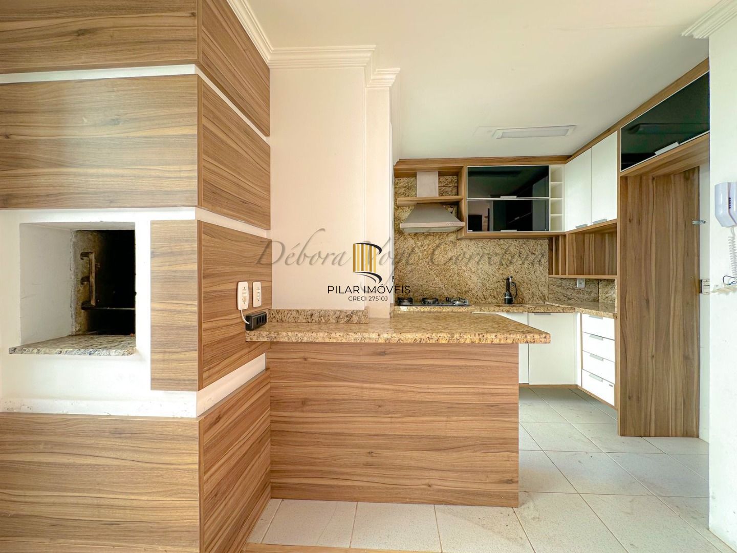 Sobrado com 2 dormitórios à venda no bairro Marechal Rondon em Canoas