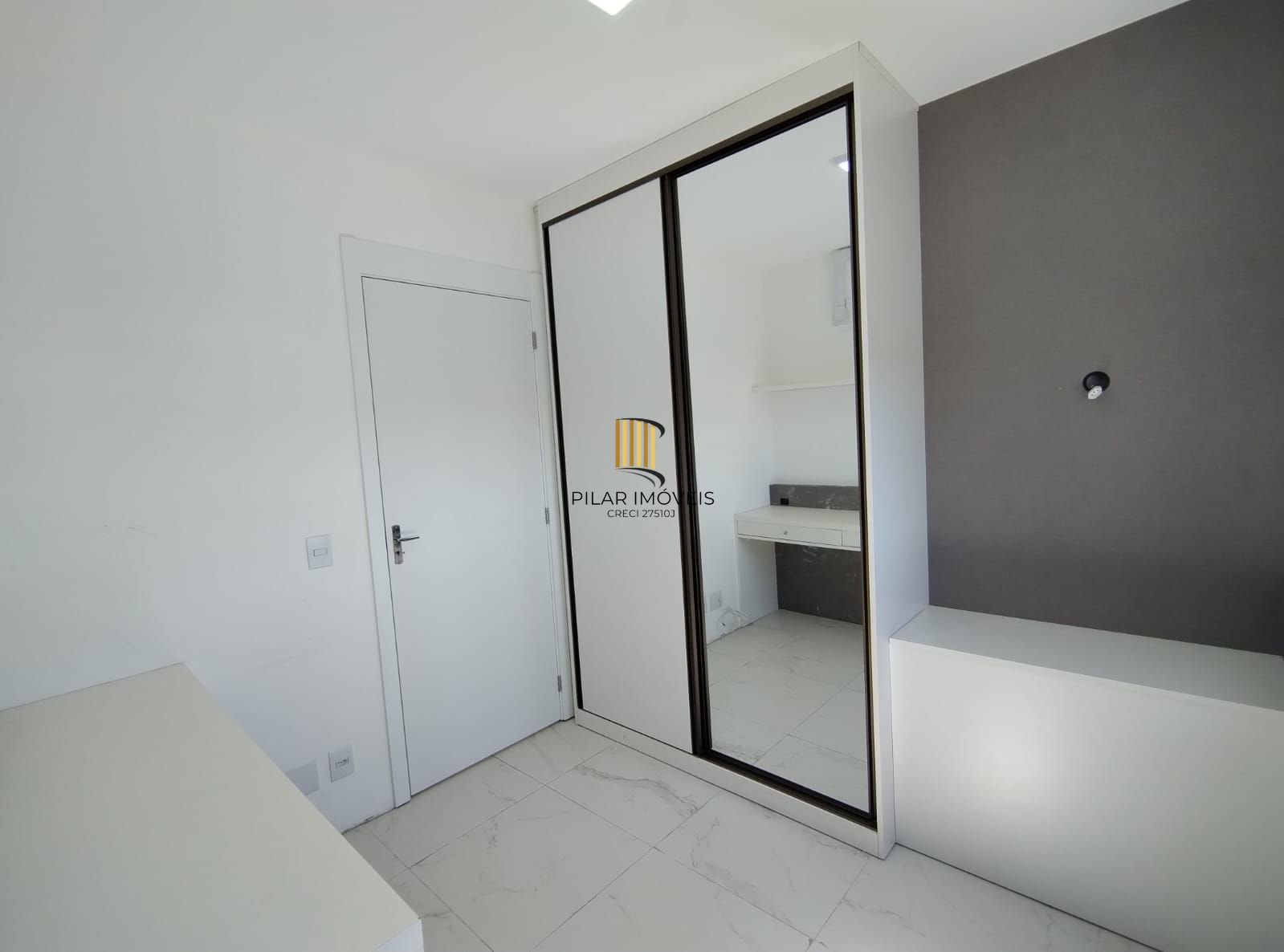 APARTAMENTO A VENDA / ALUGUEL (R$1.600,00+taxas) - BAIRRO HARMONIA - CANOAS