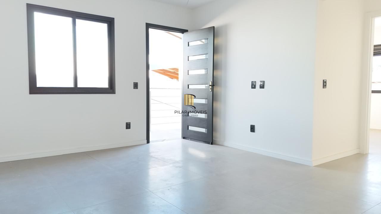 Oportunidade! 2 Dorms (1 Suíte) | Garagem 2 Carros | Excelente Localização em Canoas