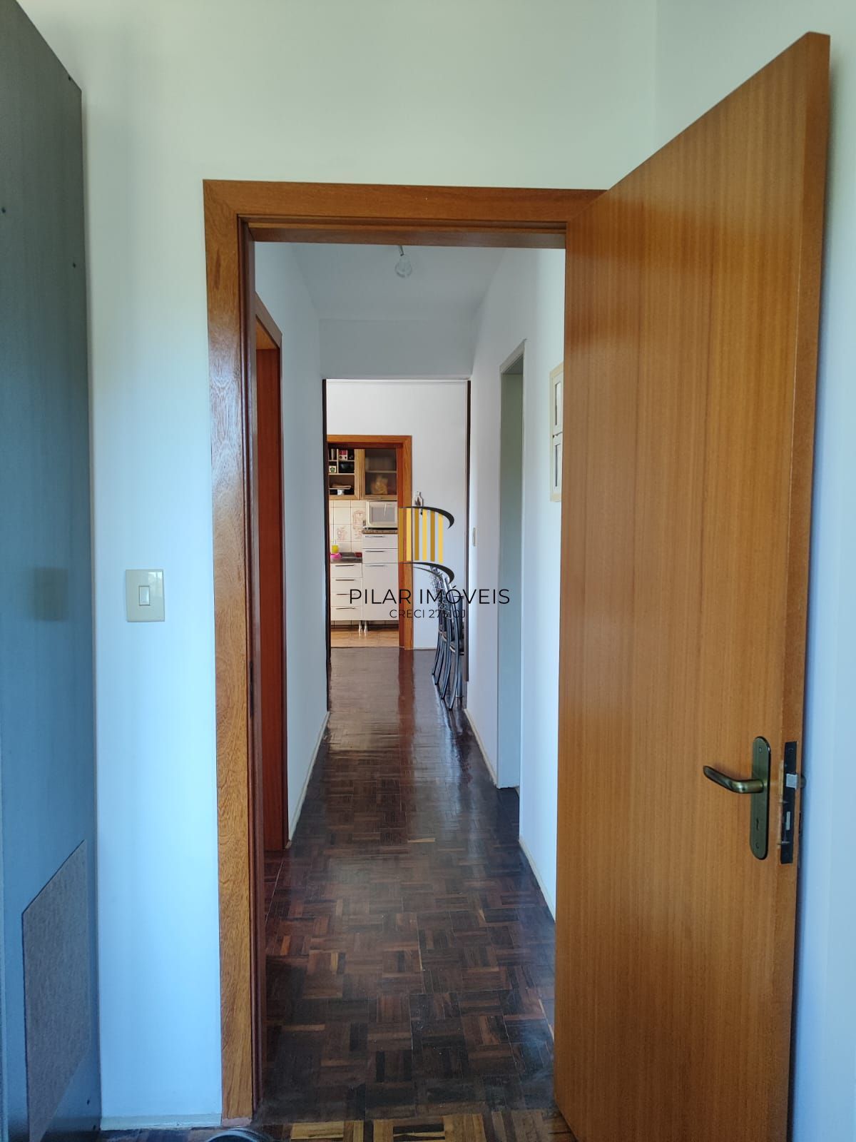 Apartamento dois dormitórios , com vaga de garagem, Bairro Vila Nova!