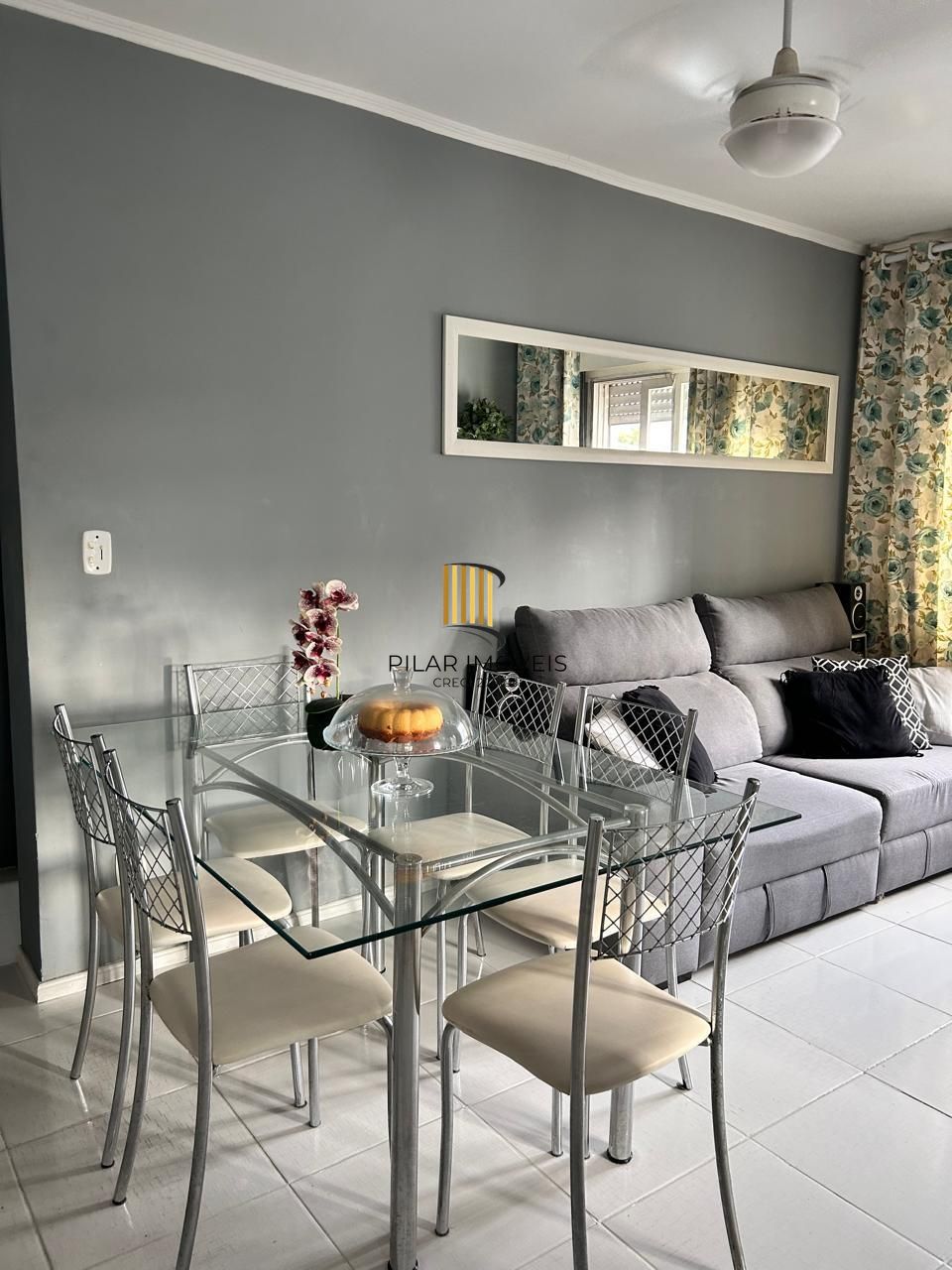 Vendo apartamento semi mobiliado, 1 dorm. , sala, quarto, banheiro, lavanderia, 4°.