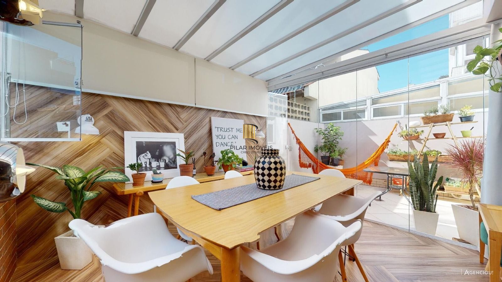 Apartamento 2 dormitórios no bairro Jardim  Botânico