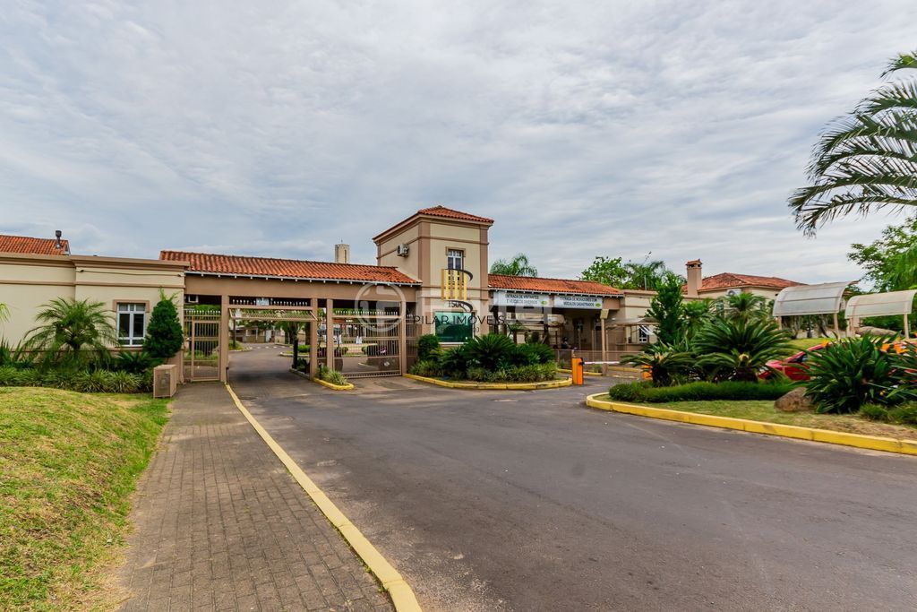 CASA EM CONDOMINIO COM 4 DORMITÓRIOS E DUAS VAGAS COBERTAS NO 