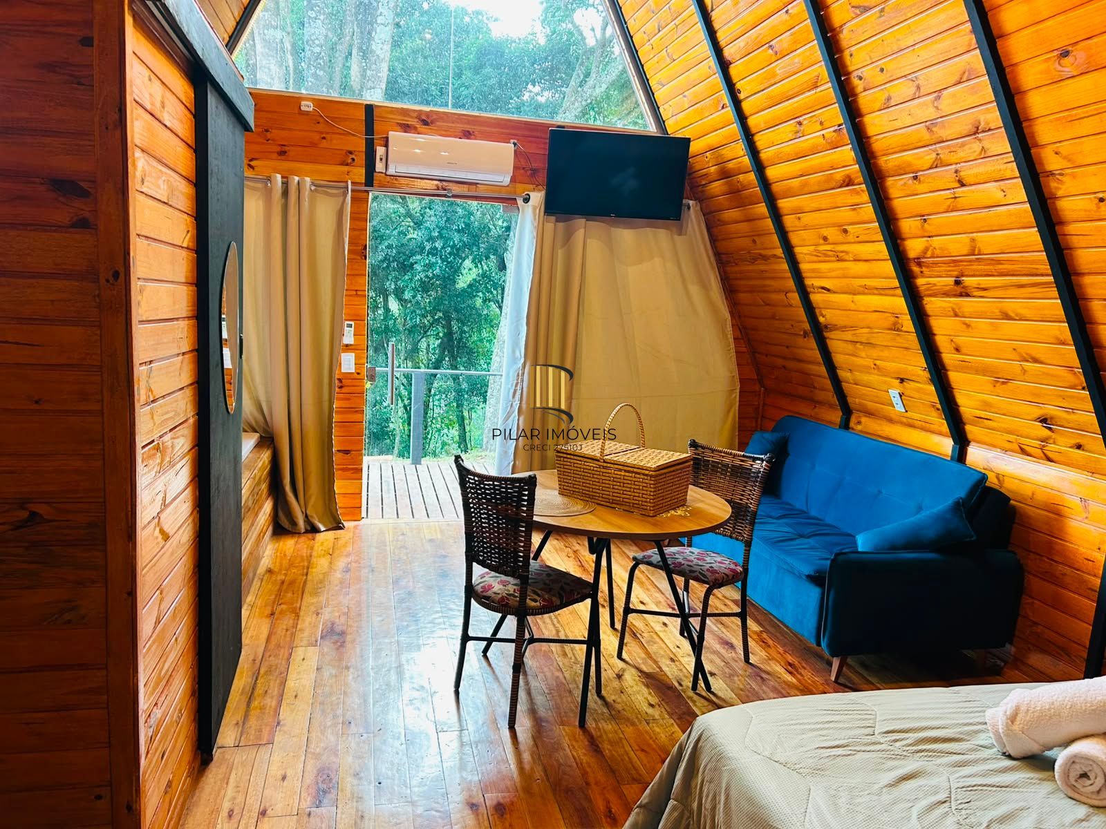 SITIO PARA LAZER E TURISMO.  COM TODAS AS LICENÇAS, URBANIZADO PRONTO PARA INVESTIMENTO EM TURISMO