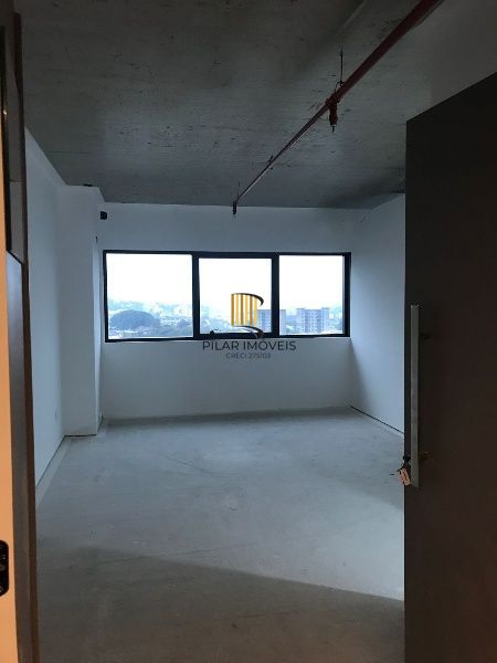 Sala comercial nova no Linked Teresópolis, junto ao Bourbon