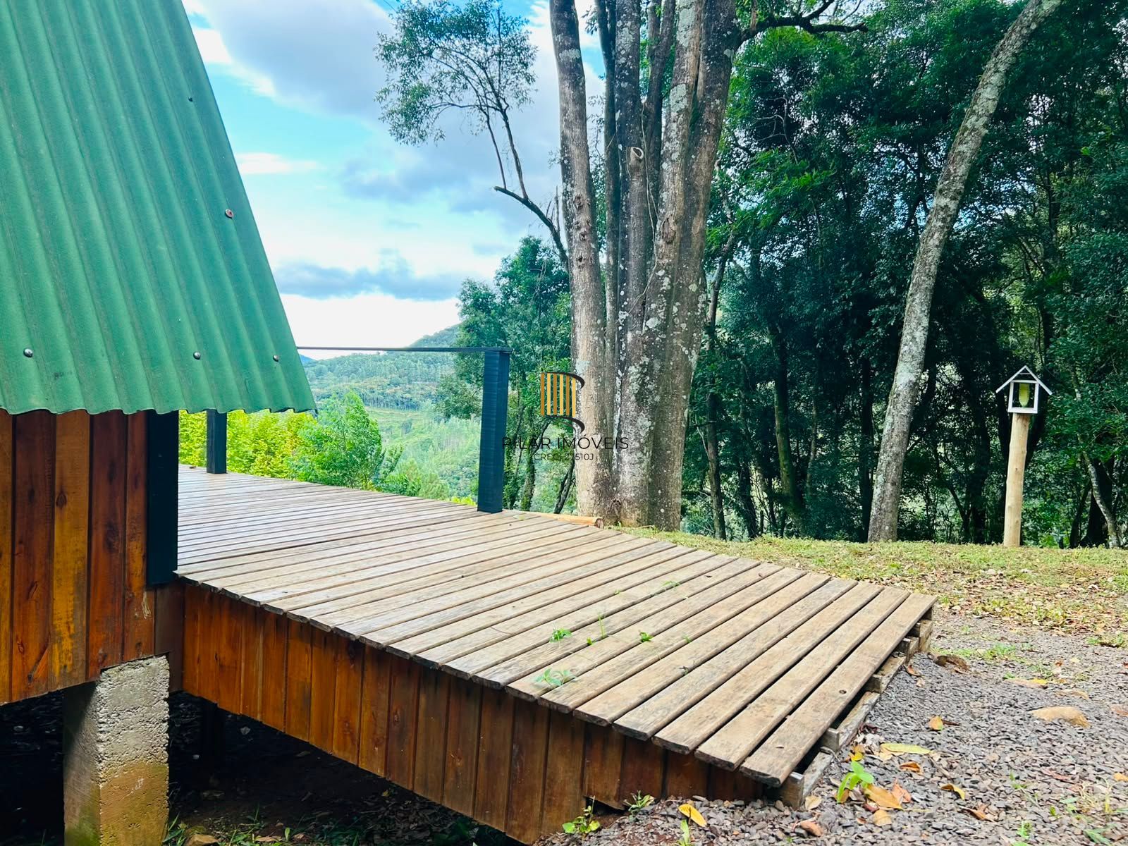 SITIO PARA LAZER E TURISMO.  COM TODAS AS LICENÇAS, URBANIZADO PRONTO PARA INVESTIMENTO EM TURISMO