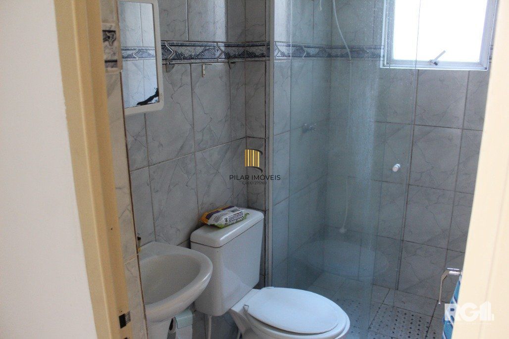 Apartamento 2 Dormitório(s) Bairro Rubem Berta