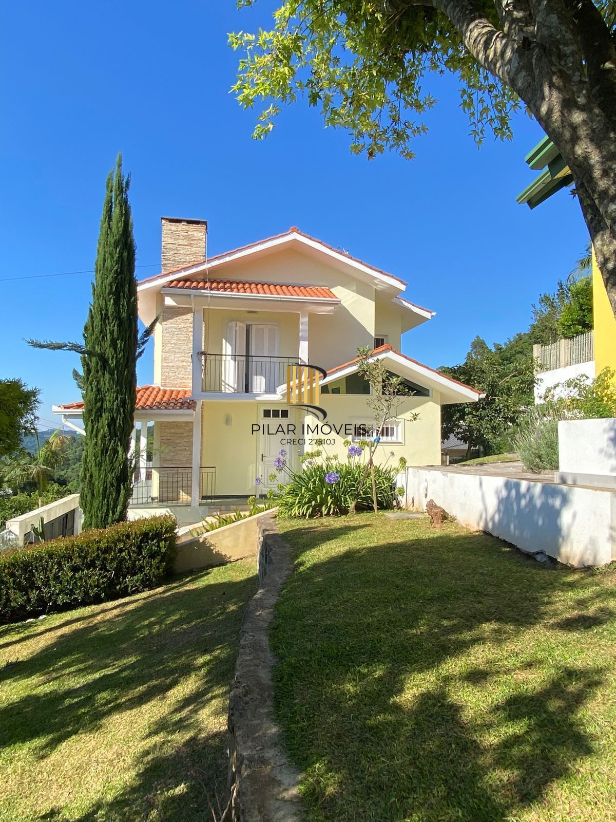 Casa 2 dormitórios no bairro Bavária