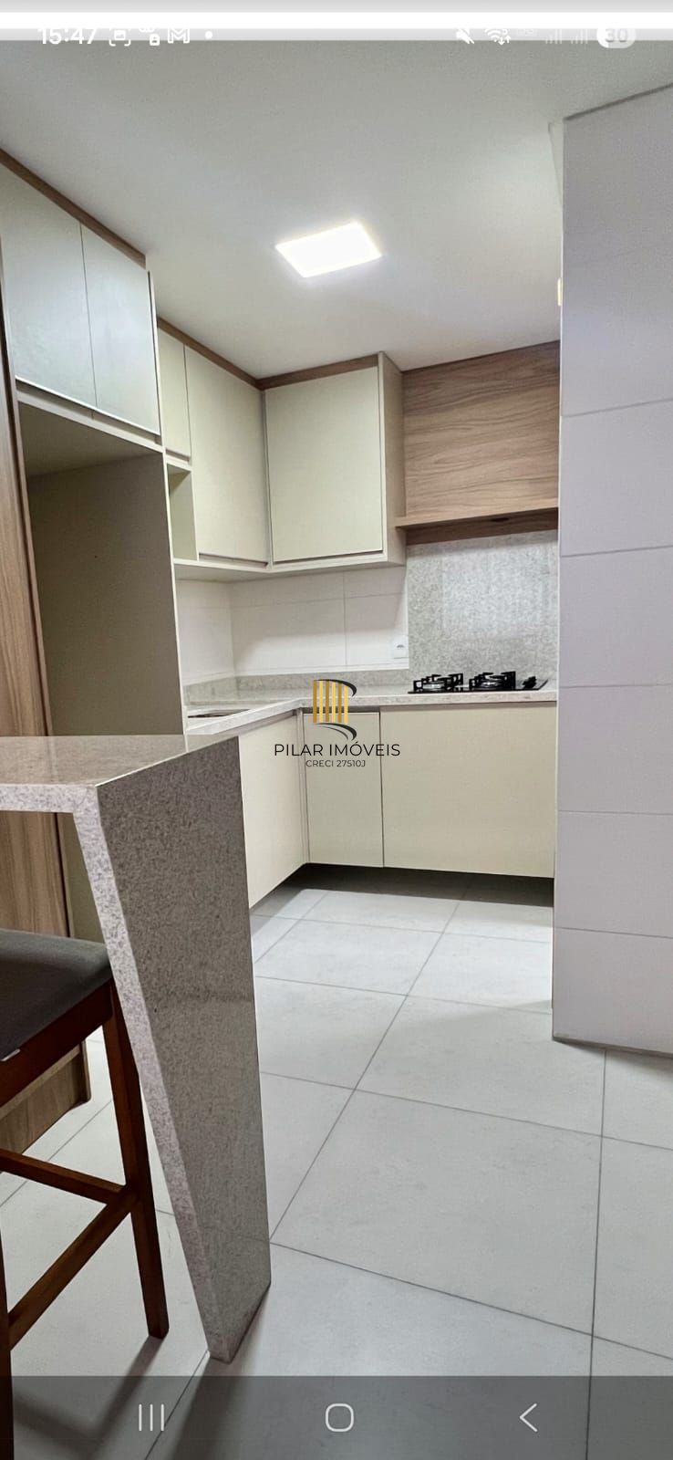 Apto Vila Àpia, Capão da Canoa, 154m², 03 suítes, lavabo, 2 vagas. Pertinho do mar, de frente pra avenida!
