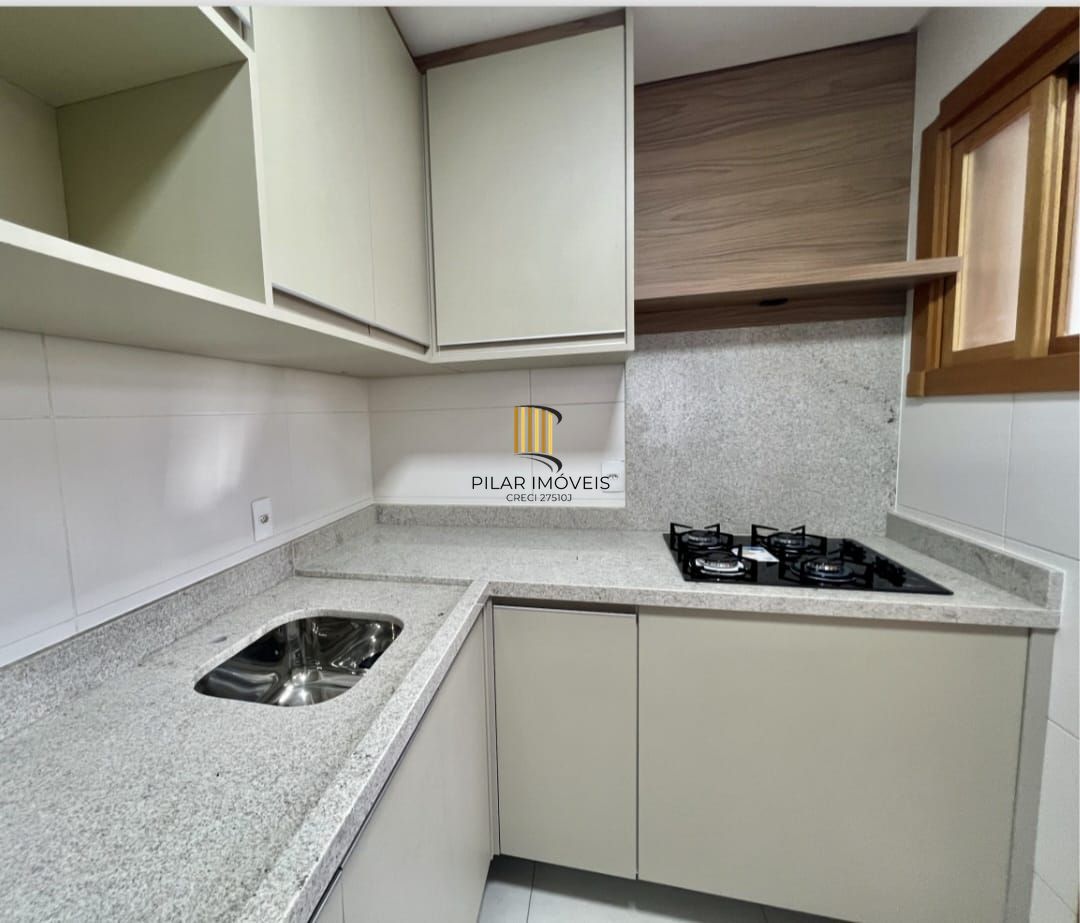 Apto Vila Àpia, Capão da Canoa, 154m², 03 suítes, lavabo, 2 vagas. Pertinho do mar, de frente pra avenida!