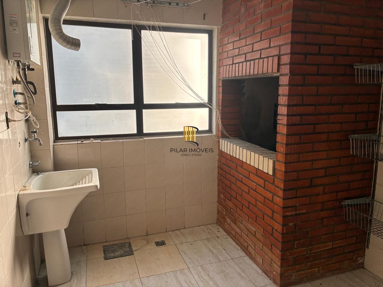 Excepcional Apartamento com 3 dormitórios no centro de Canoas.