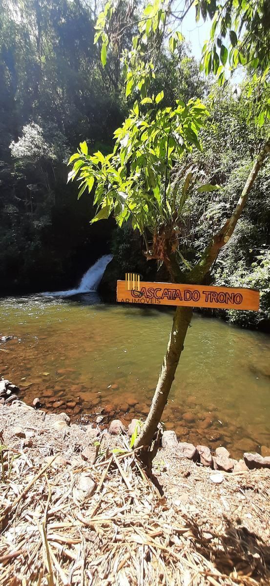SITIO PARA LAZER E TURISMO.  COM TODAS AS LICENÇAS, URBANIZADO PRONTO PARA INVESTIMENTO EM TURISMO