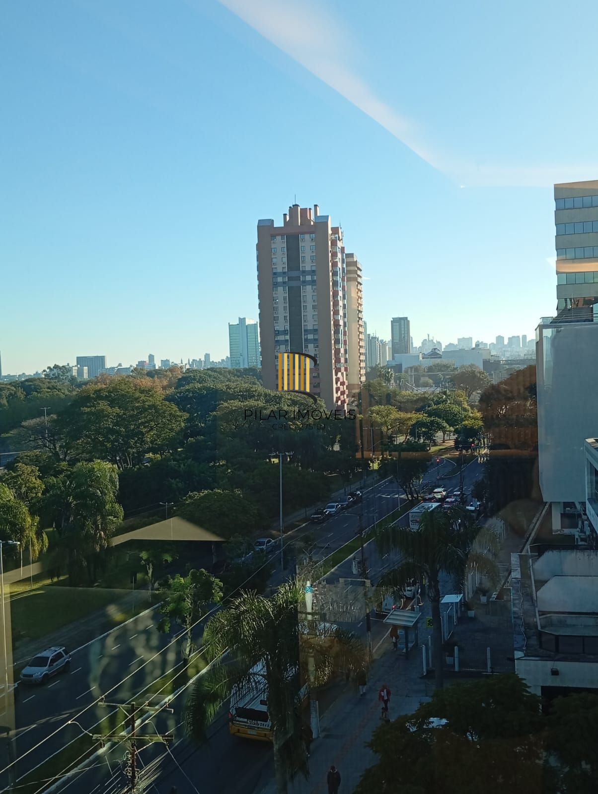 CLÍNICA DECORADA COM VISTA PARA O GUAÍBA