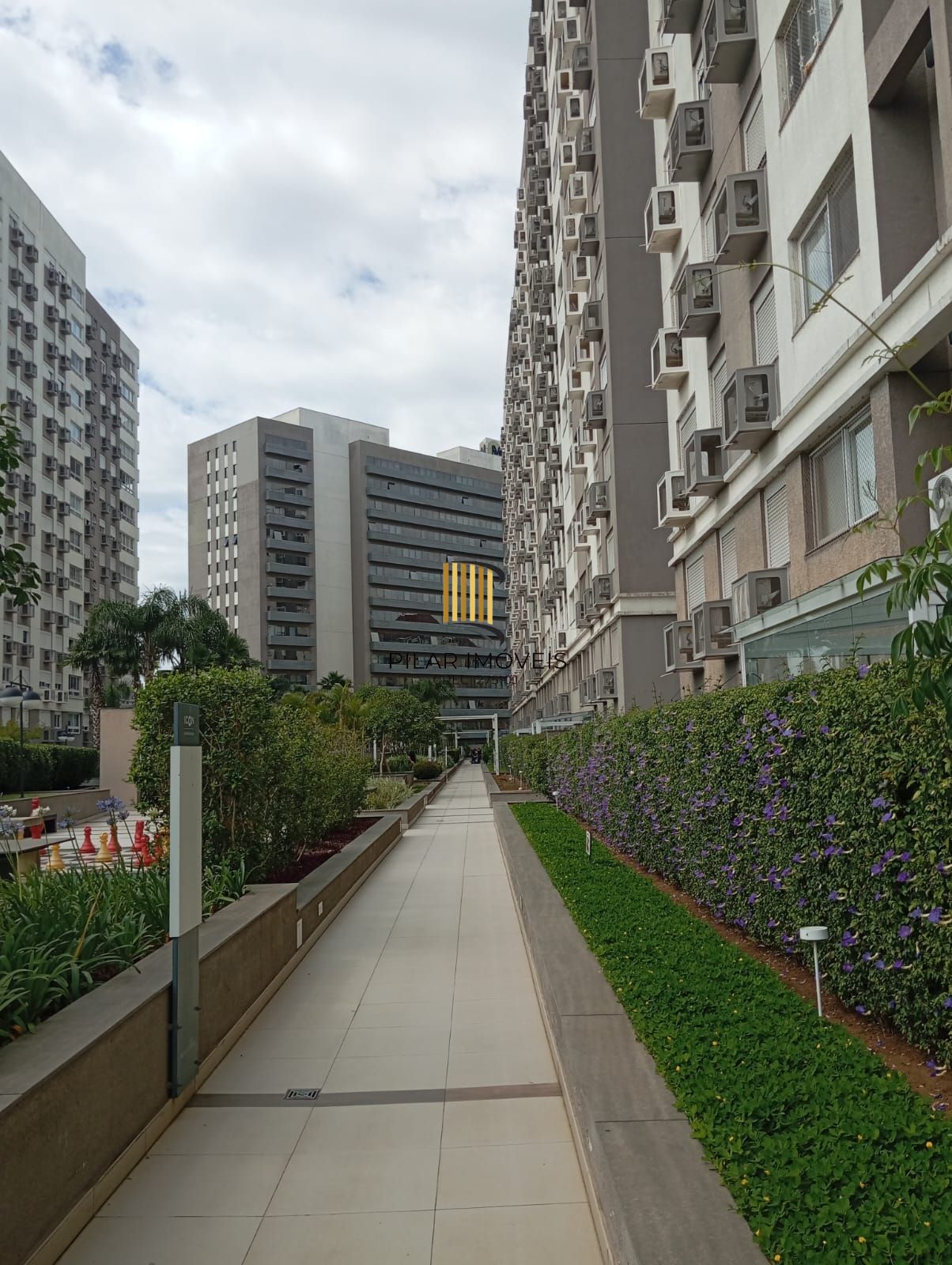 Apartamento (Três dormitórios, com suite no ICON)