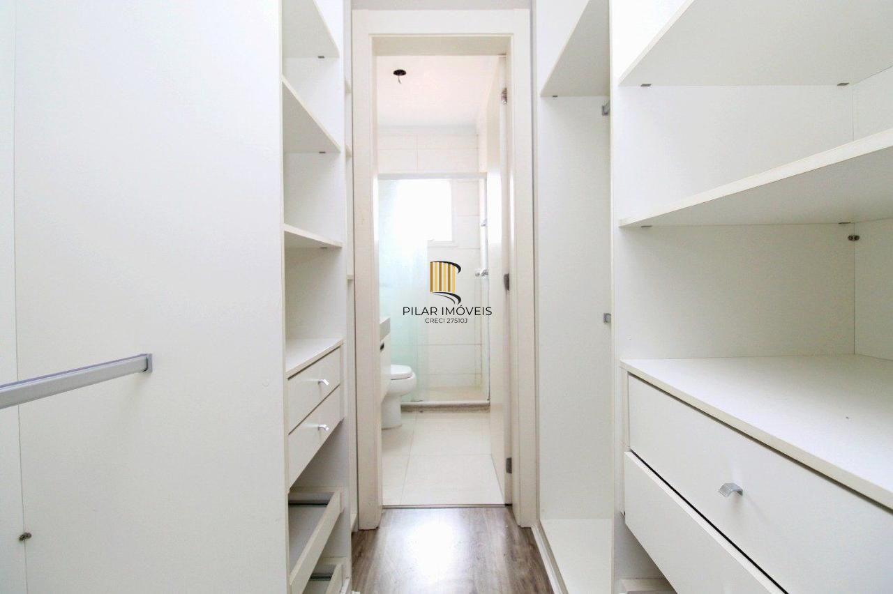 CASA EM CONDOMINIO COM 4 DORMITÓRIOS E DUAS VAGAS COBERTAS NO 