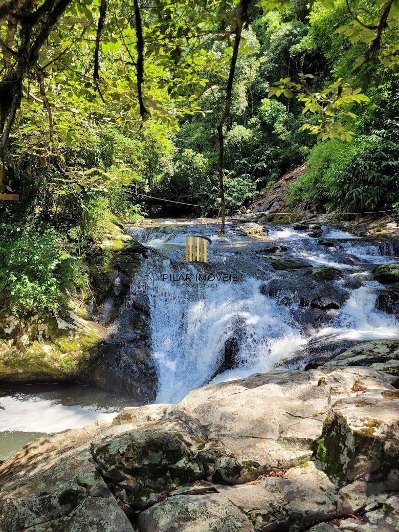 SITIO PARA LAZER E TURISMO.  COM TODAS AS LICENÇAS, URBANIZADO PRONTO PARA INVESTIMENTO EM TURISMO