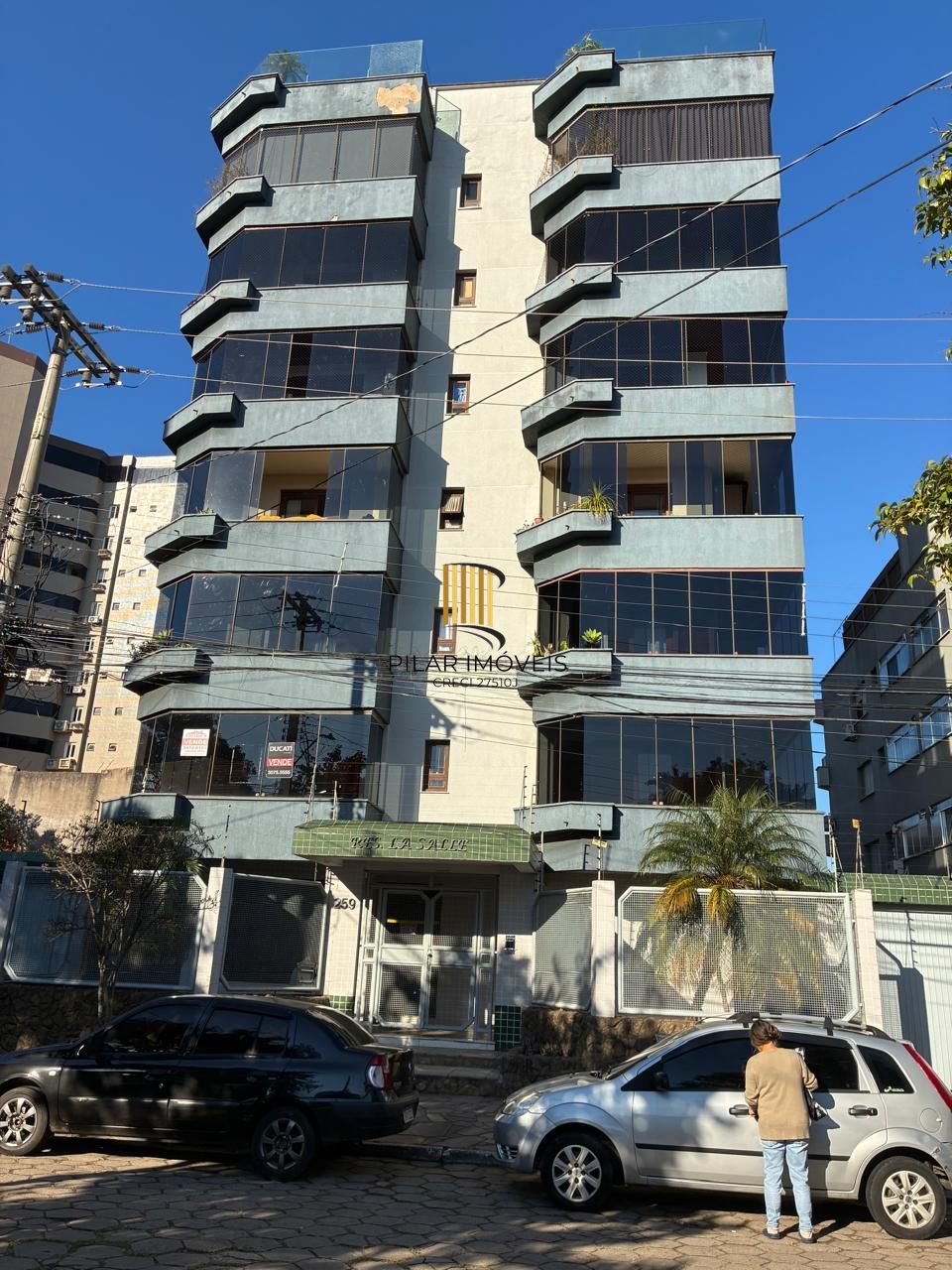 Excepcional Apartamento com 3 dormitórios no centro de Canoas.