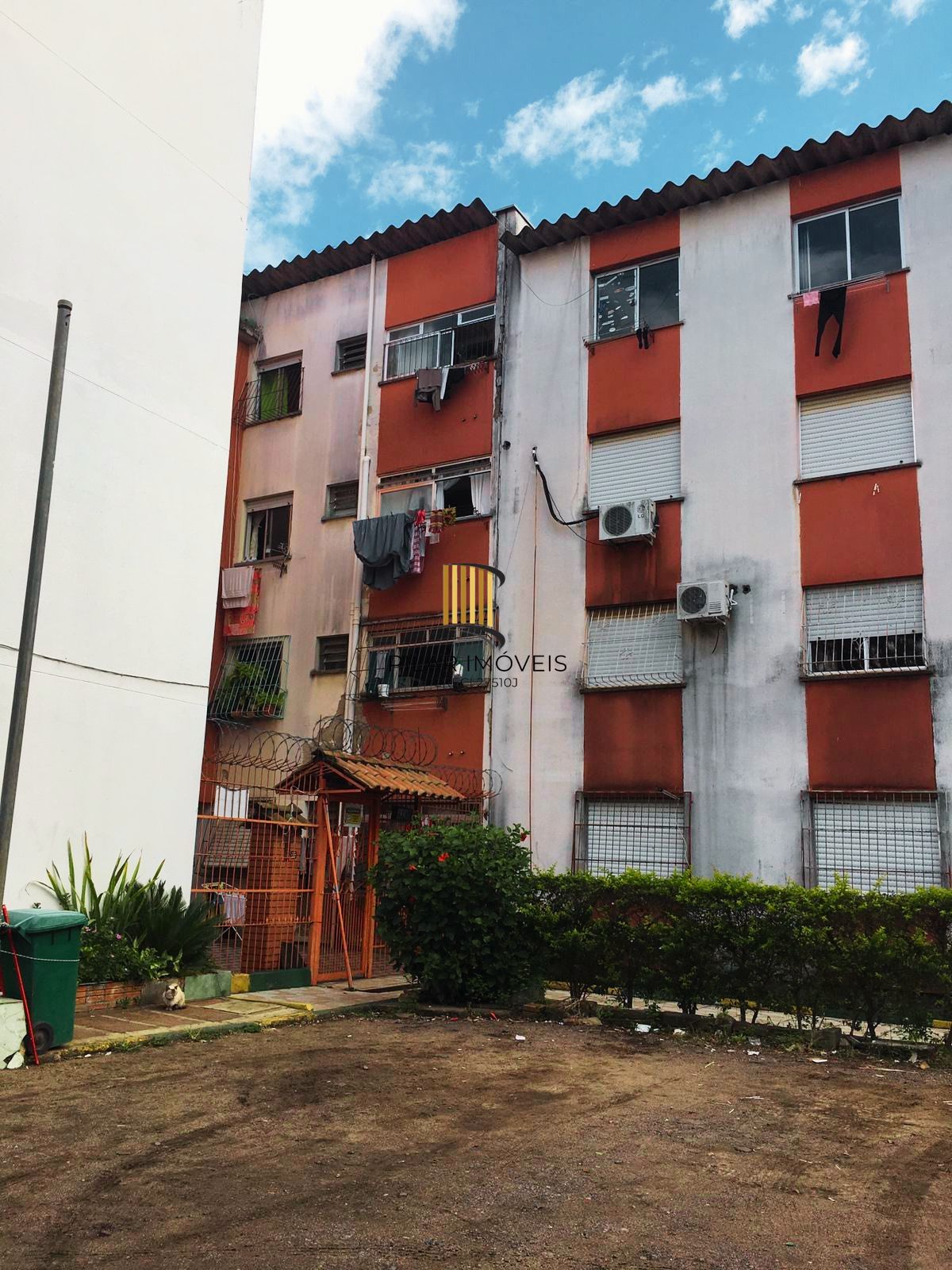 🏡 Apartamento de Frente e Desocupado – 2 D (Condomínio Guapuruvú)