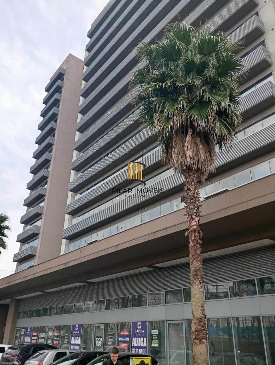 SALA COM VAGA 25m² VENDA / ALUGUEL