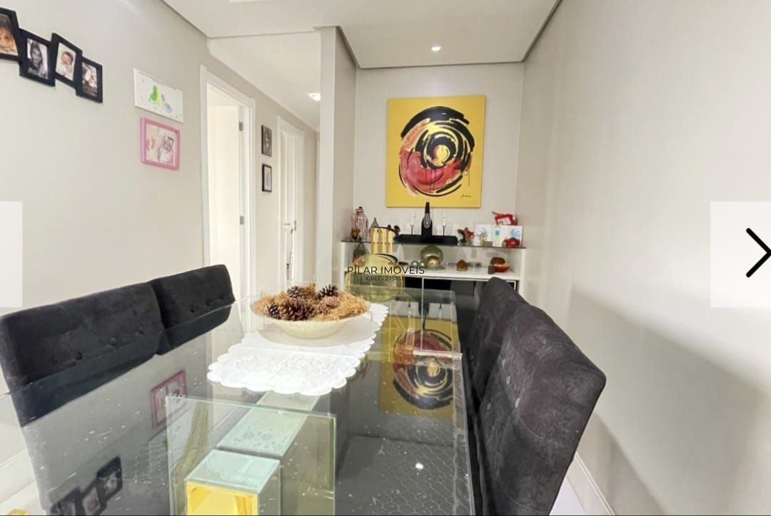 Lindo apartamento de 3 quartos, sendo 1 suíte, com 93,00 m2 de área no coração da cidade!