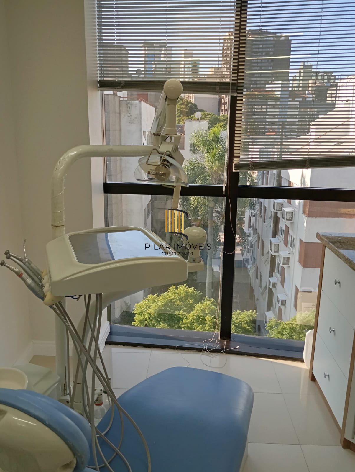 Consultório médico todo mobiliado no MOINHOS