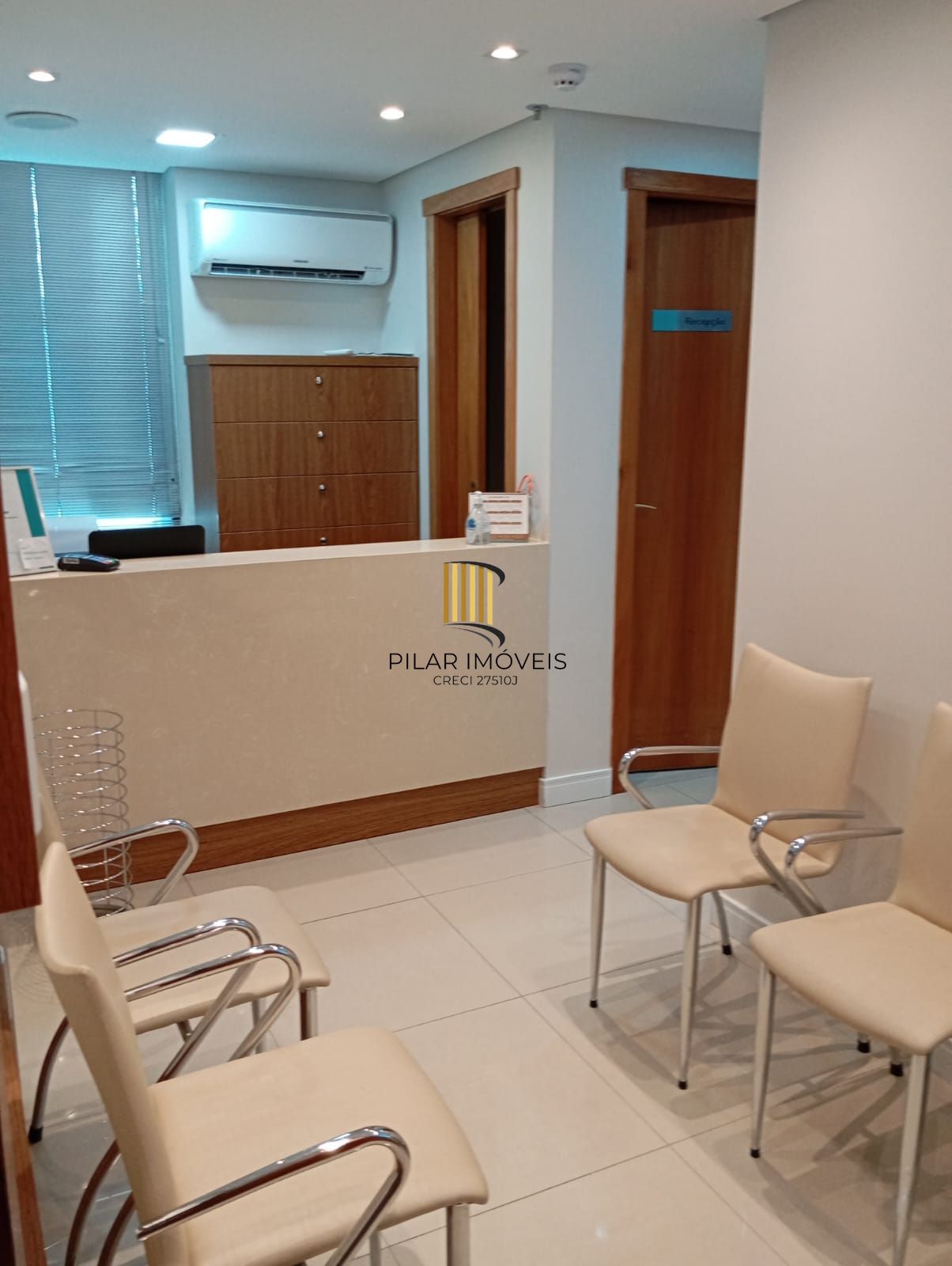 Consultório médico todo mobiliado no MOINHOS