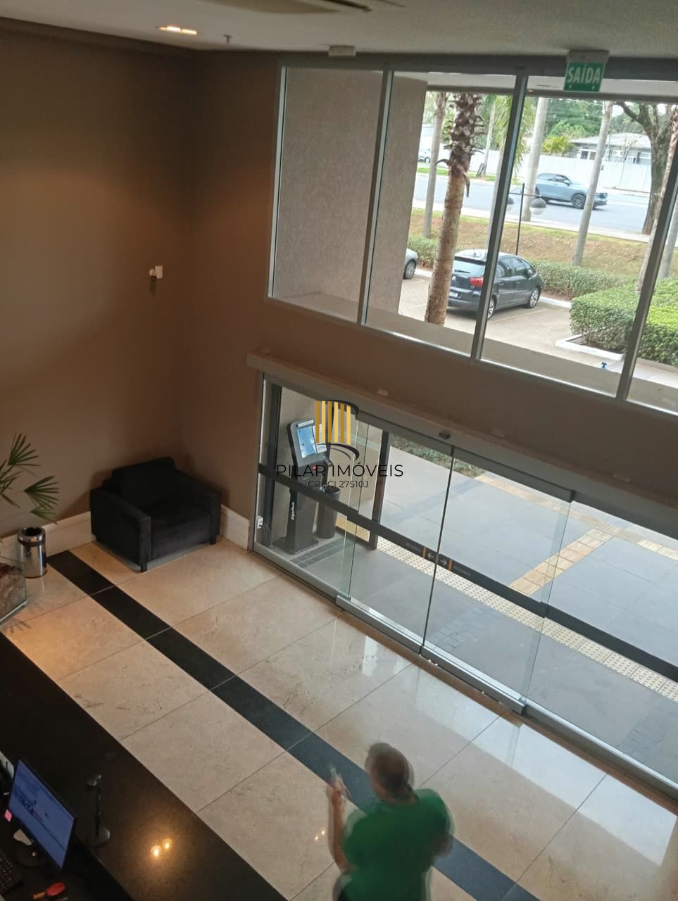SALA COM VAGA 25m² VENDA / ALUGUEL