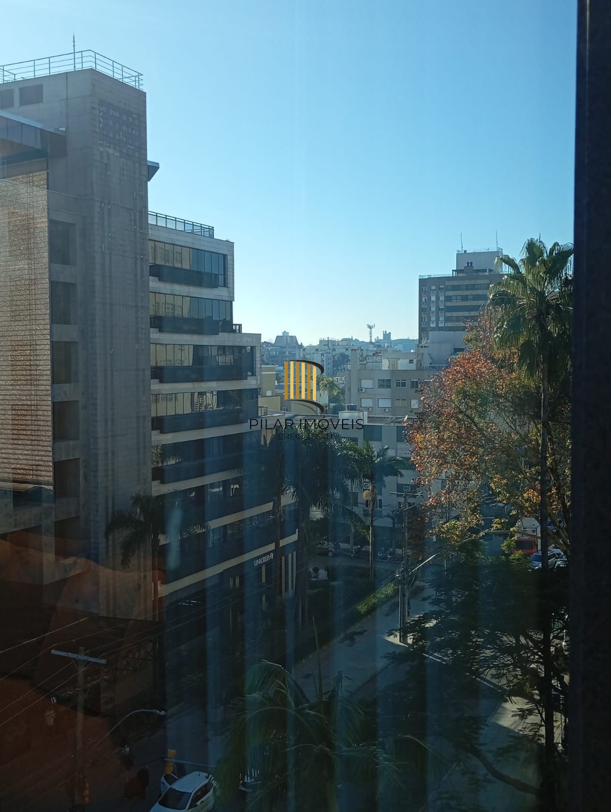 CLÍNICA DECORADA COM VISTA PARA O GUAÍBA
