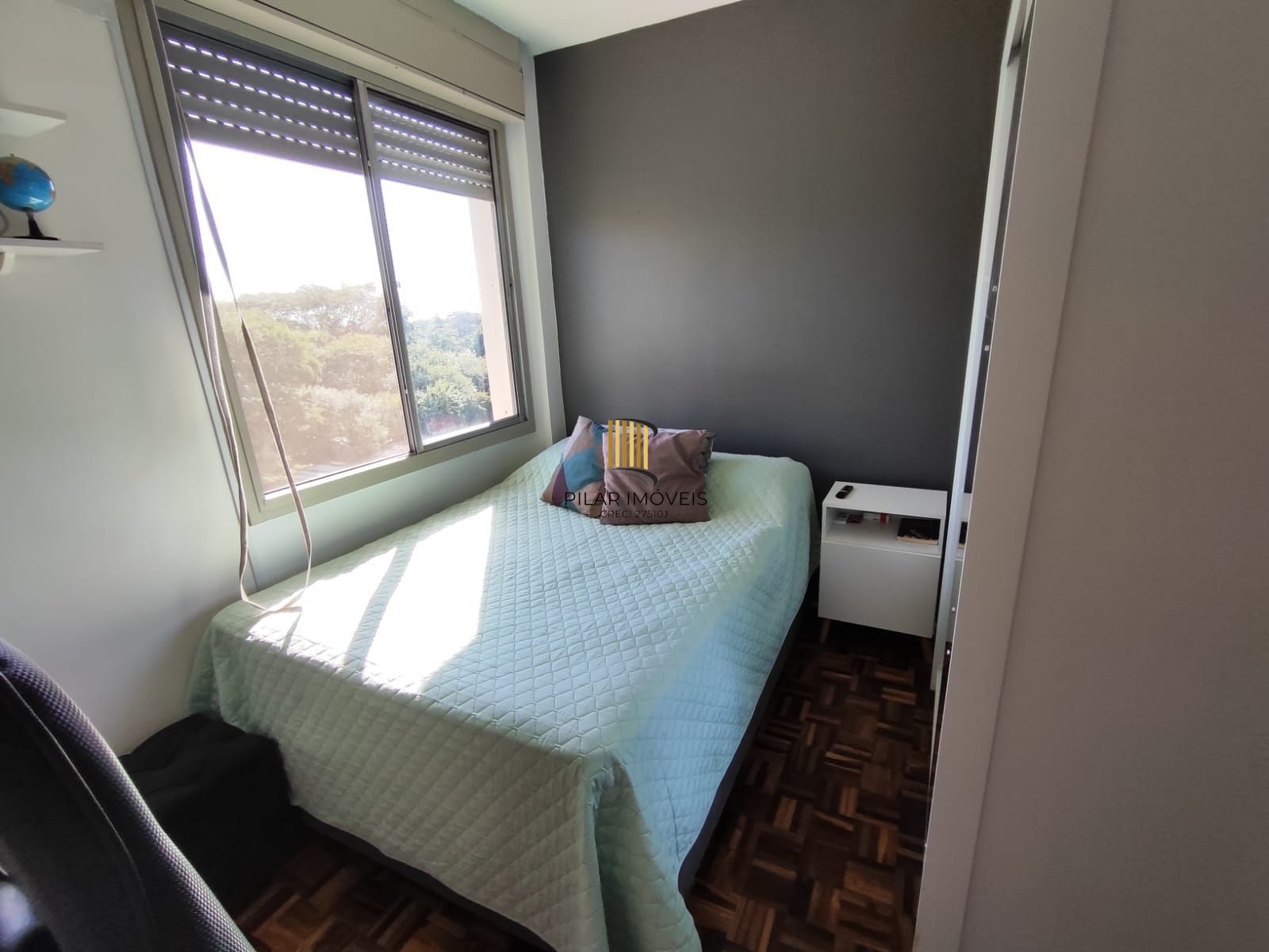 Apartamento dois dormitórios , com vaga de garagem, Bairro Vila Nova!