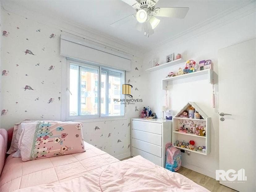 Apartamento a venda no bairro Menino Deus 3 quartos 2 vagas de garagem